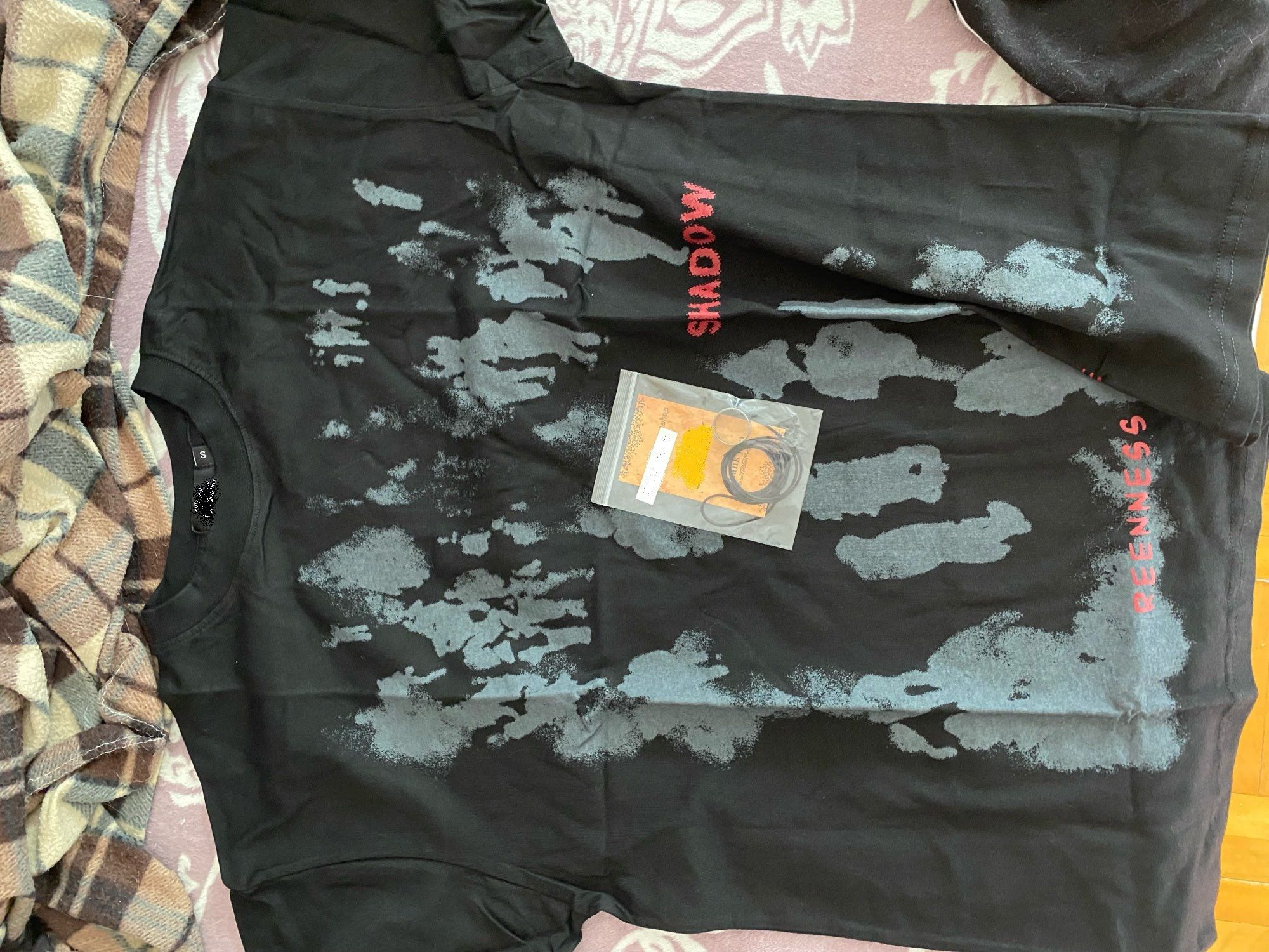 Japanese Brand Shadow Letter T Shirt Size US L / EU 52-54 / 3 - 4 Thumbnail