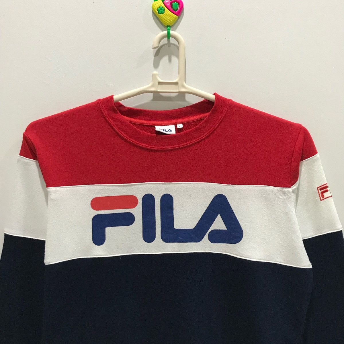 Fila × Japanese Brand × Vintage Fila Sweatshirts Big Spellout Size L Fits Size M Size US M / EU 48-50 / 2 - 2 Thumbnail
