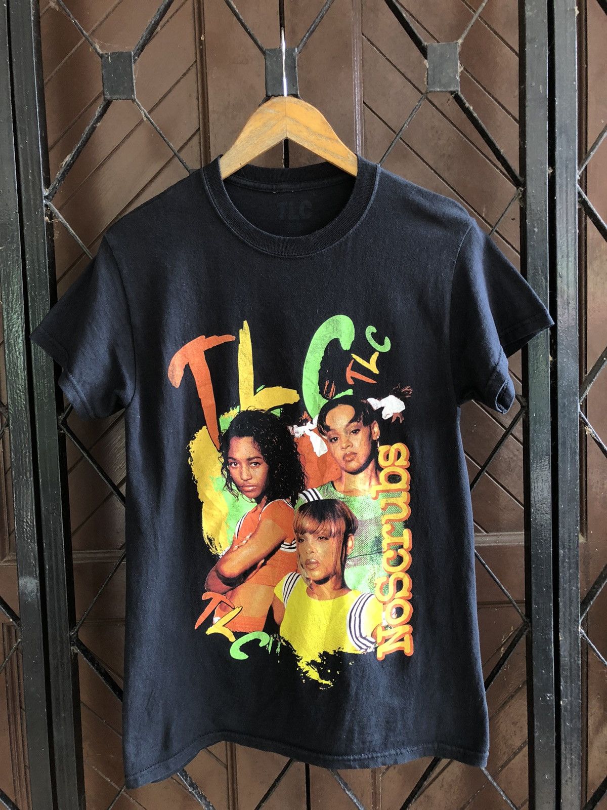 Band Tees × Rap Tees TLC No Scrubs Black Tee Shirt Size Small Size US S / EU 44-46 / 1 - 1 Thumbnail