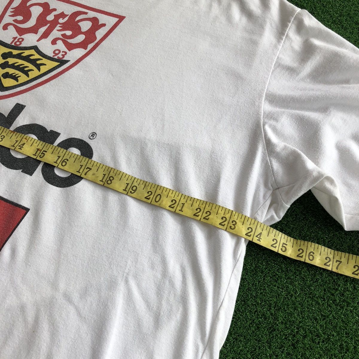 Adidas × Vintage Vintage Adidas TShirt Size US XL / EU 56 / 4 - 4 Thumbnail