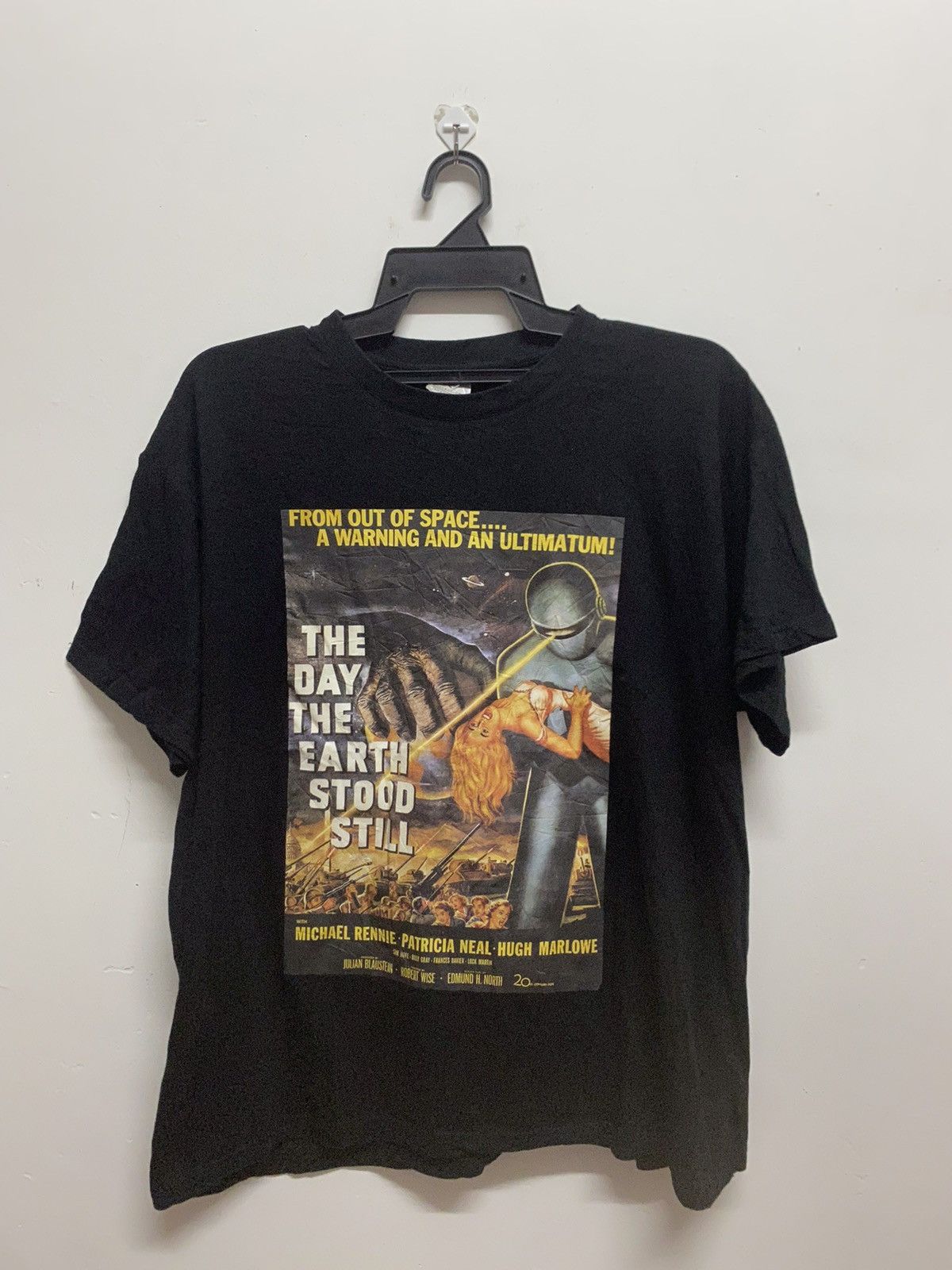 Vintage The Day Earth Stood Still Movie Tee