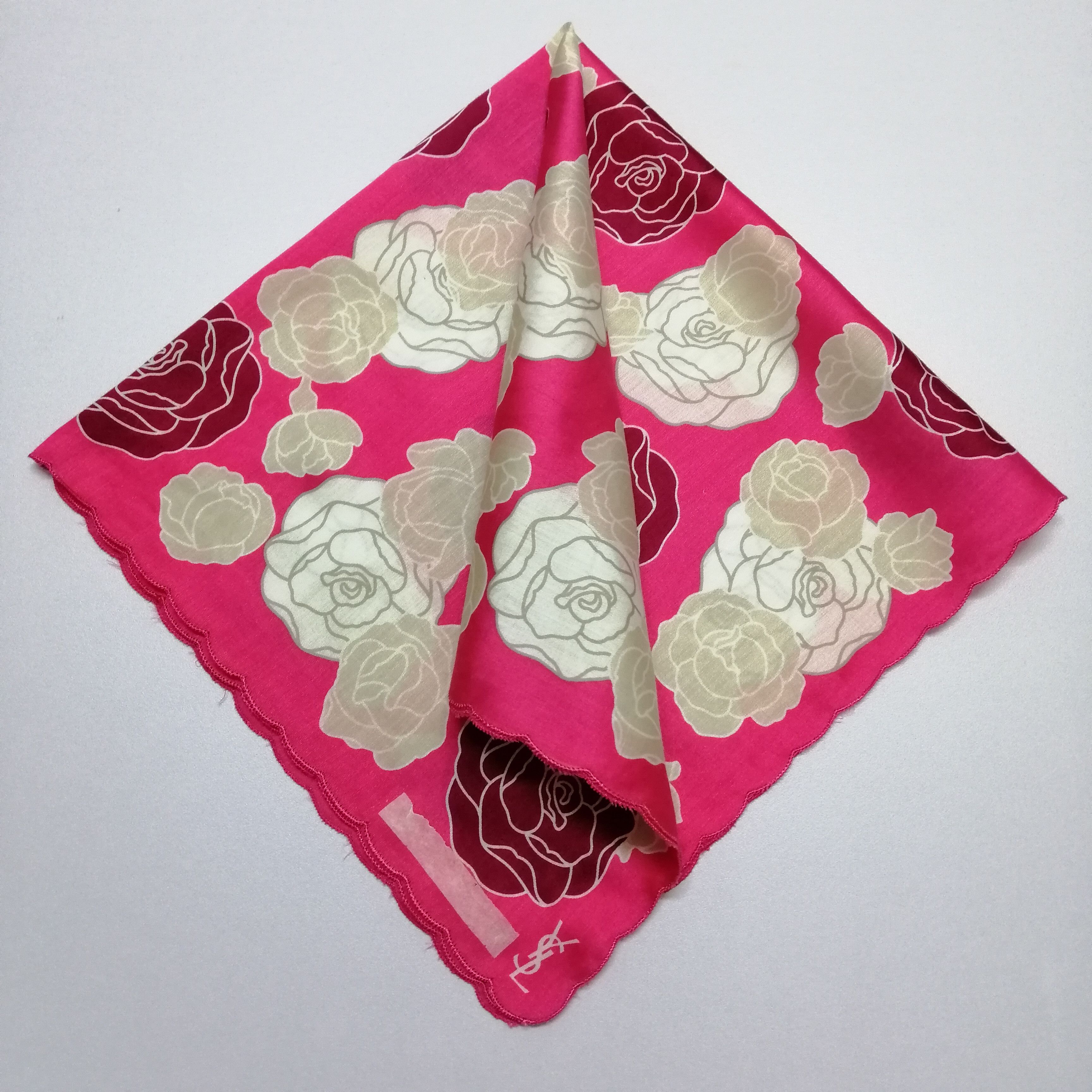 Vintage Yves Saint Laurent Handkerchief/Neckerchief/Bandana-KD1077 Size ONE SIZE - 1 Thumbnail