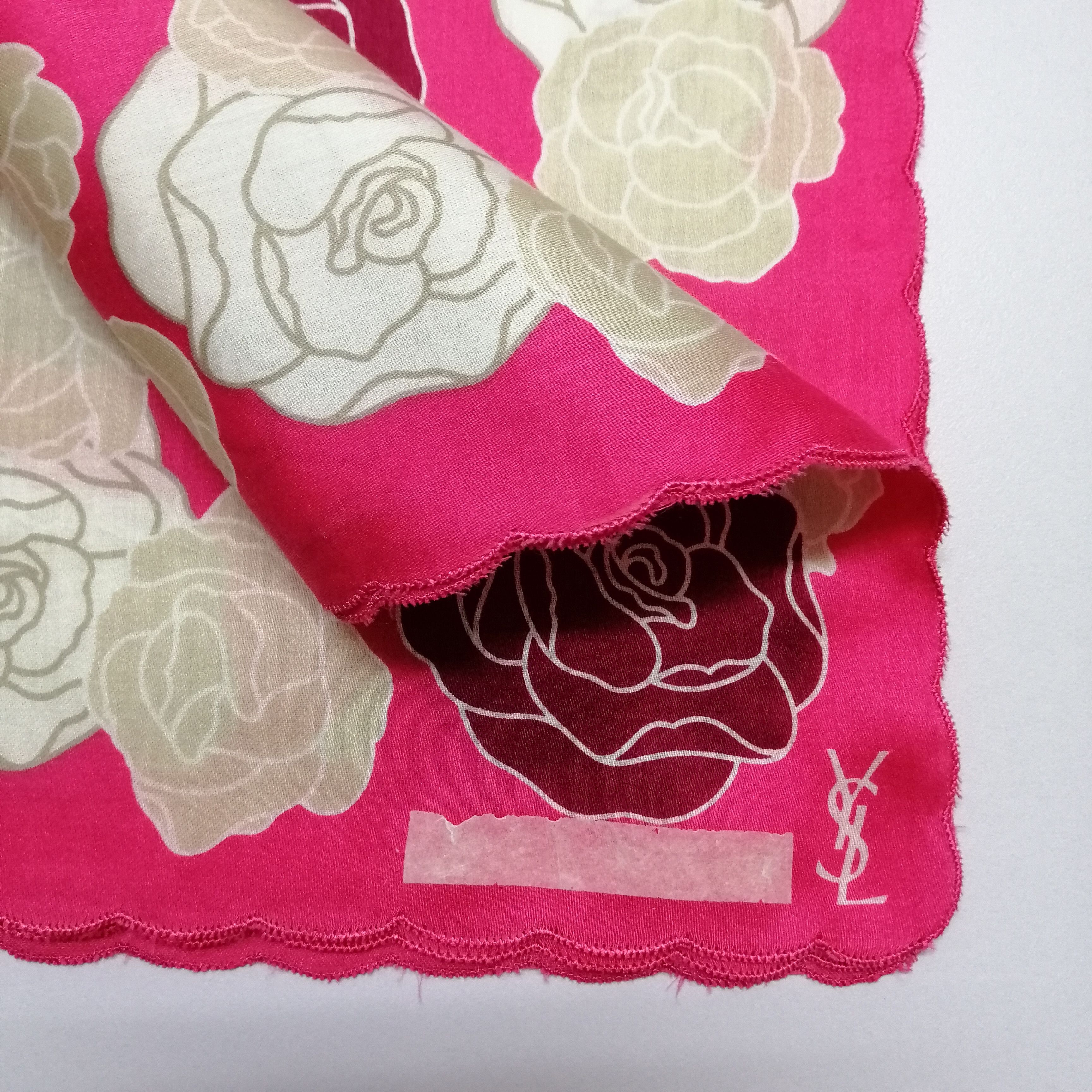 Vintage Yves Saint Laurent Handkerchief/Neckerchief/Bandana-KD1077 Size ONE SIZE - 4 Thumbnail