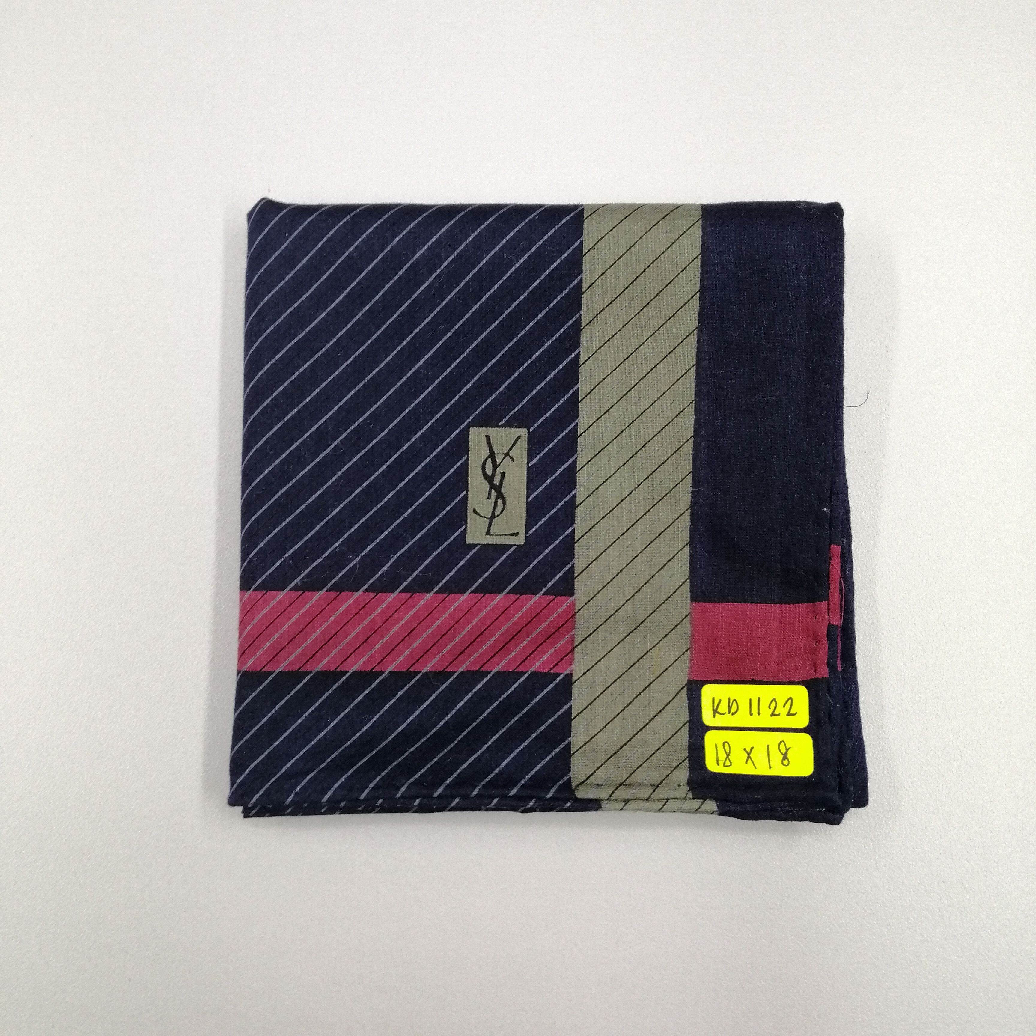 Vintage × Yves Saint Laurent Yves Saint Laurent Handkerchief/Neckerchief/Bandana-KD1122 Size ONE SIZE - 6 Thumbnail