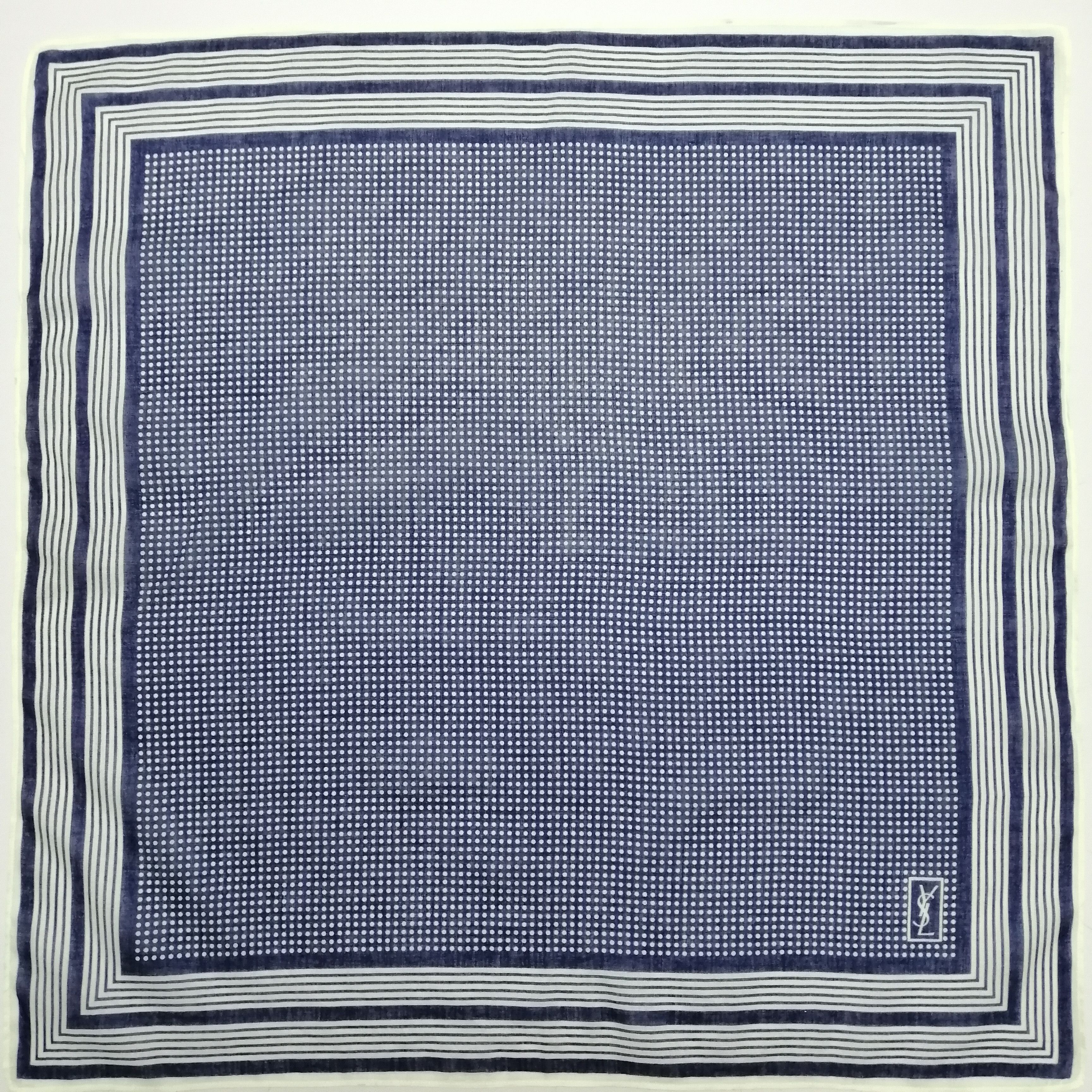 Vintage Yves Saint Laurent Handkerchief/Neckerchief/Bandana-KD1128 Size ONE SIZE - 2 Thumbnail