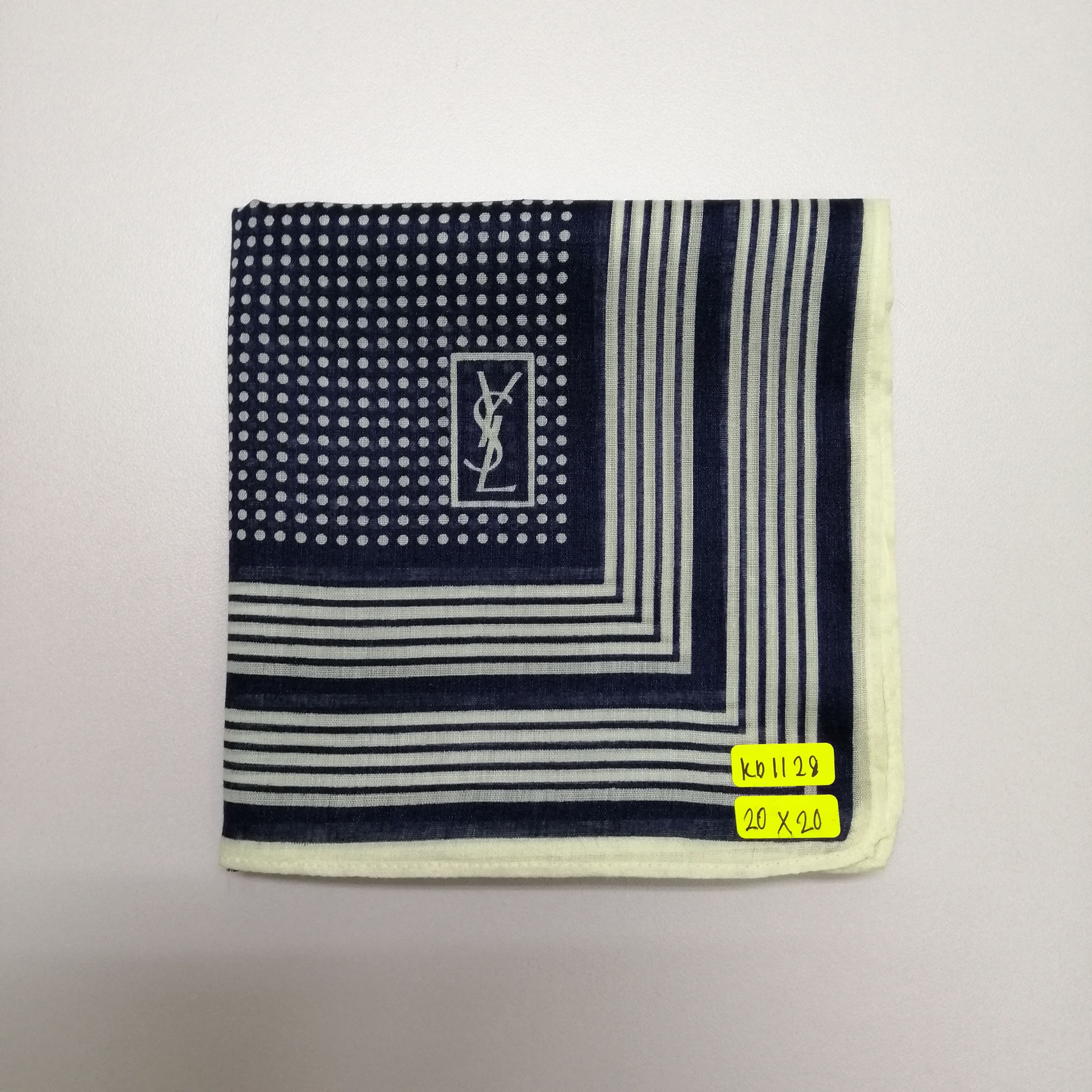 Vintage Yves Saint Laurent Handkerchief/Neckerchief/Bandana-KD1128 Size ONE SIZE - 5 Thumbnail