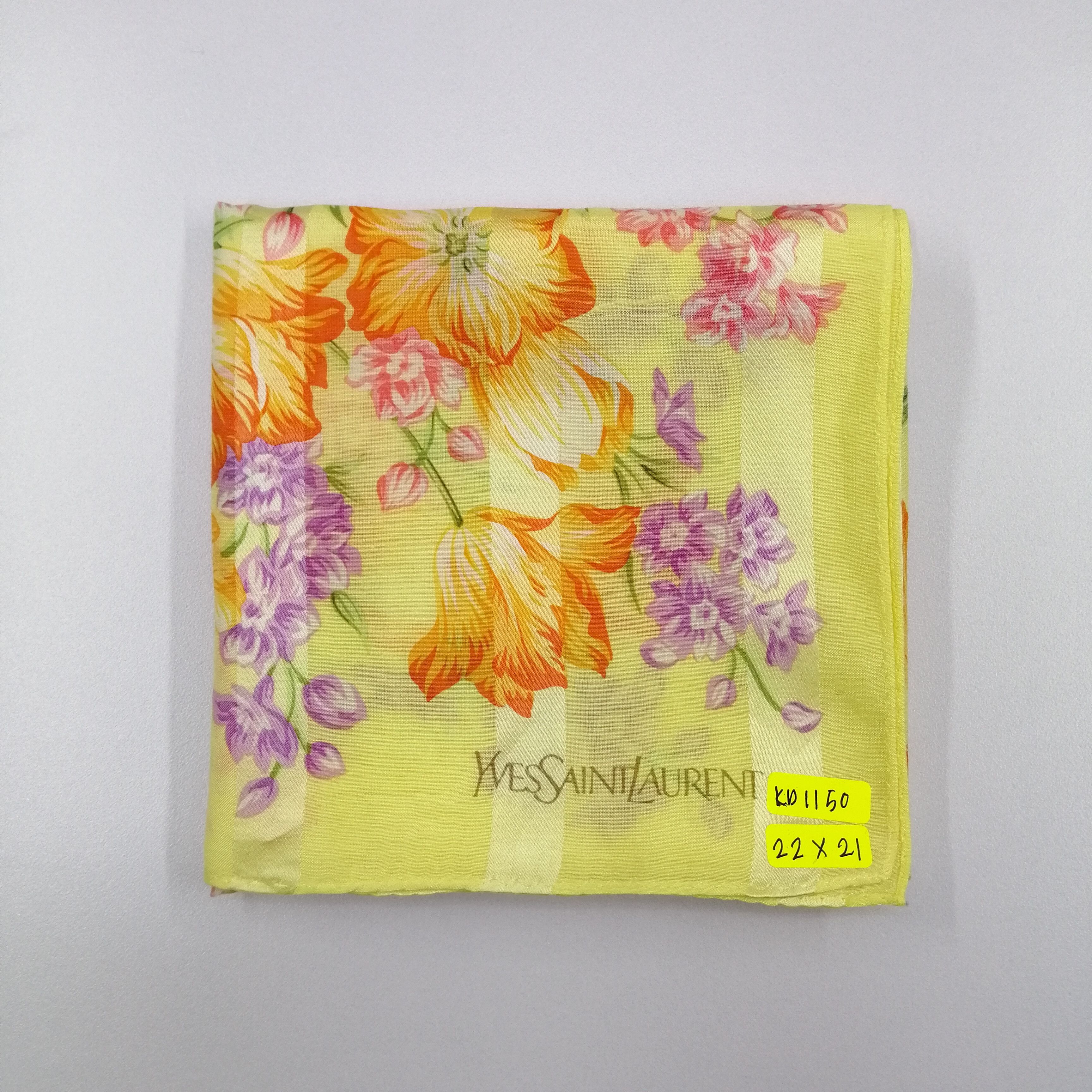 Vintage Yves Saint Laurent Handkerchief/Neckerchief/Scarves-KD1150 Size ONE SIZE - 8 Thumbnail
