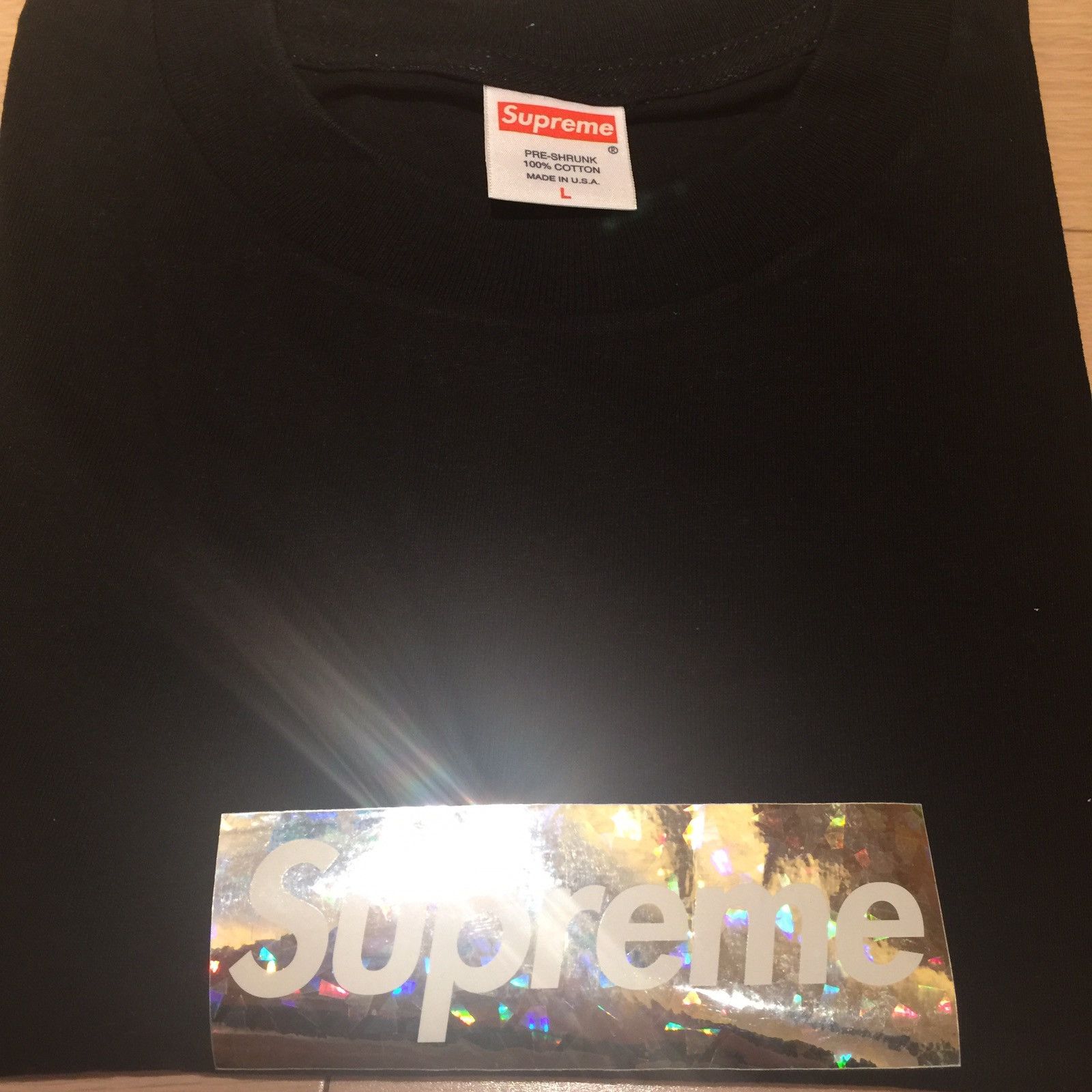 Supreme Holographic Box Size US L / EU 52-54 / 3 - 1 Thumbnail