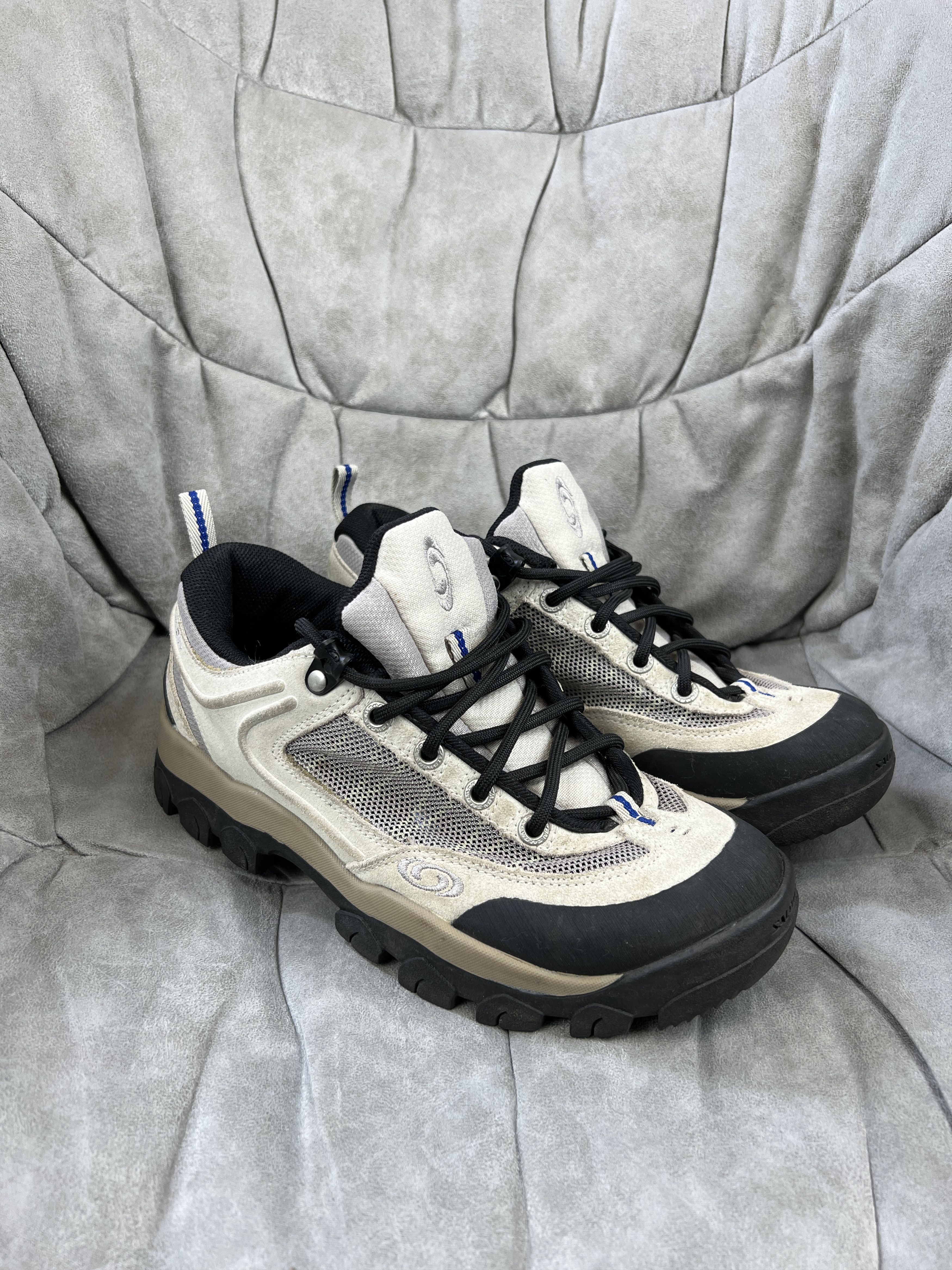 Salomon × Vintage Y2K Salomon 2002 Hiking Gorpcore Low Boots Shoes Size US 6 / IT 36 - 9 Thumbnail