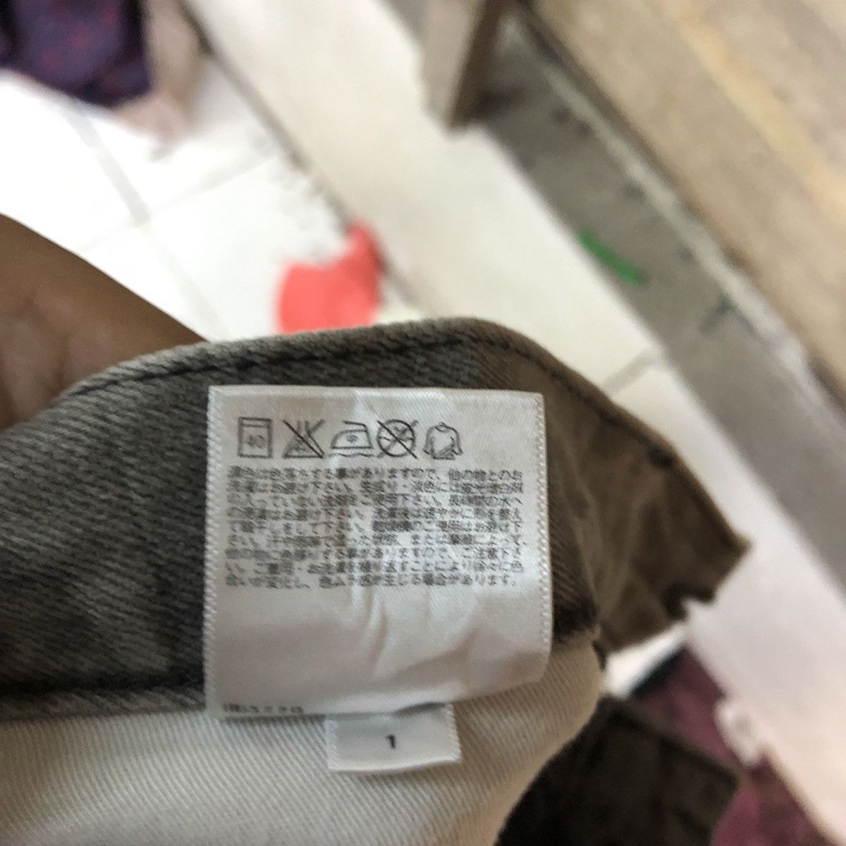 Uniqlo Uniqlo Black Faded Denim Jeans Pants #c1224 Size US 32 / EU 48 - 13 Thumbnail