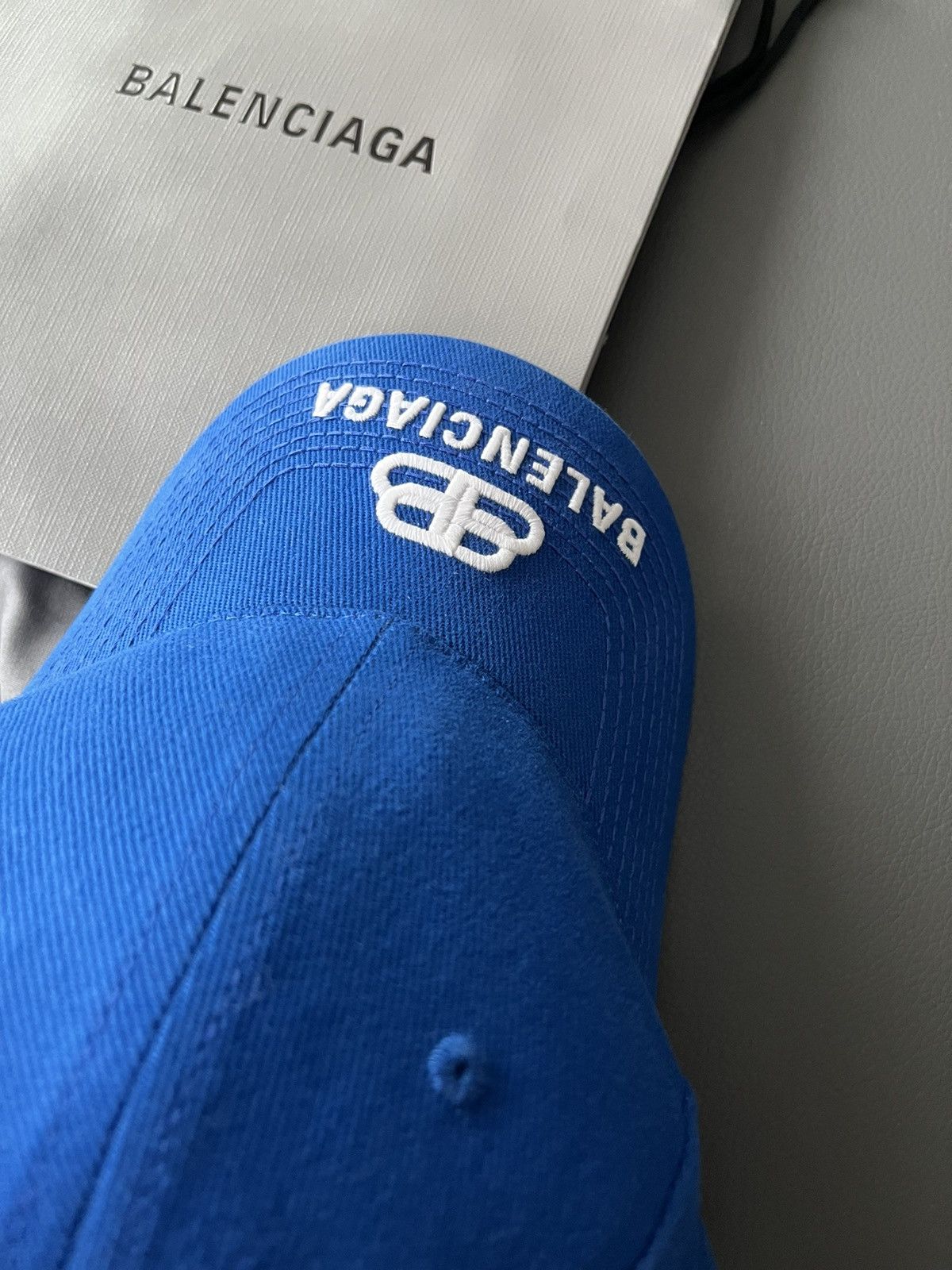 Balenciaga Runway Brand New Classic Logo Balenciaga Hat Limited Size ONE SIZE - 17 Thumbnail