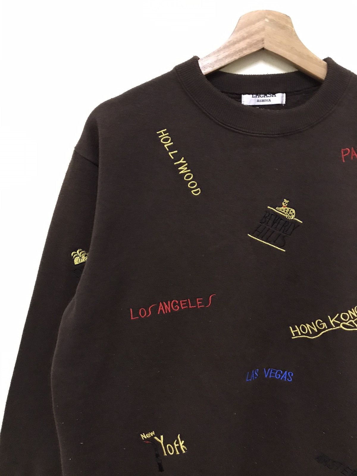 Vintage Vintage Lacasa Ashiya Sweatshirt Crewneck Size US L / EU 52-54 / 3 - 4 Thumbnail