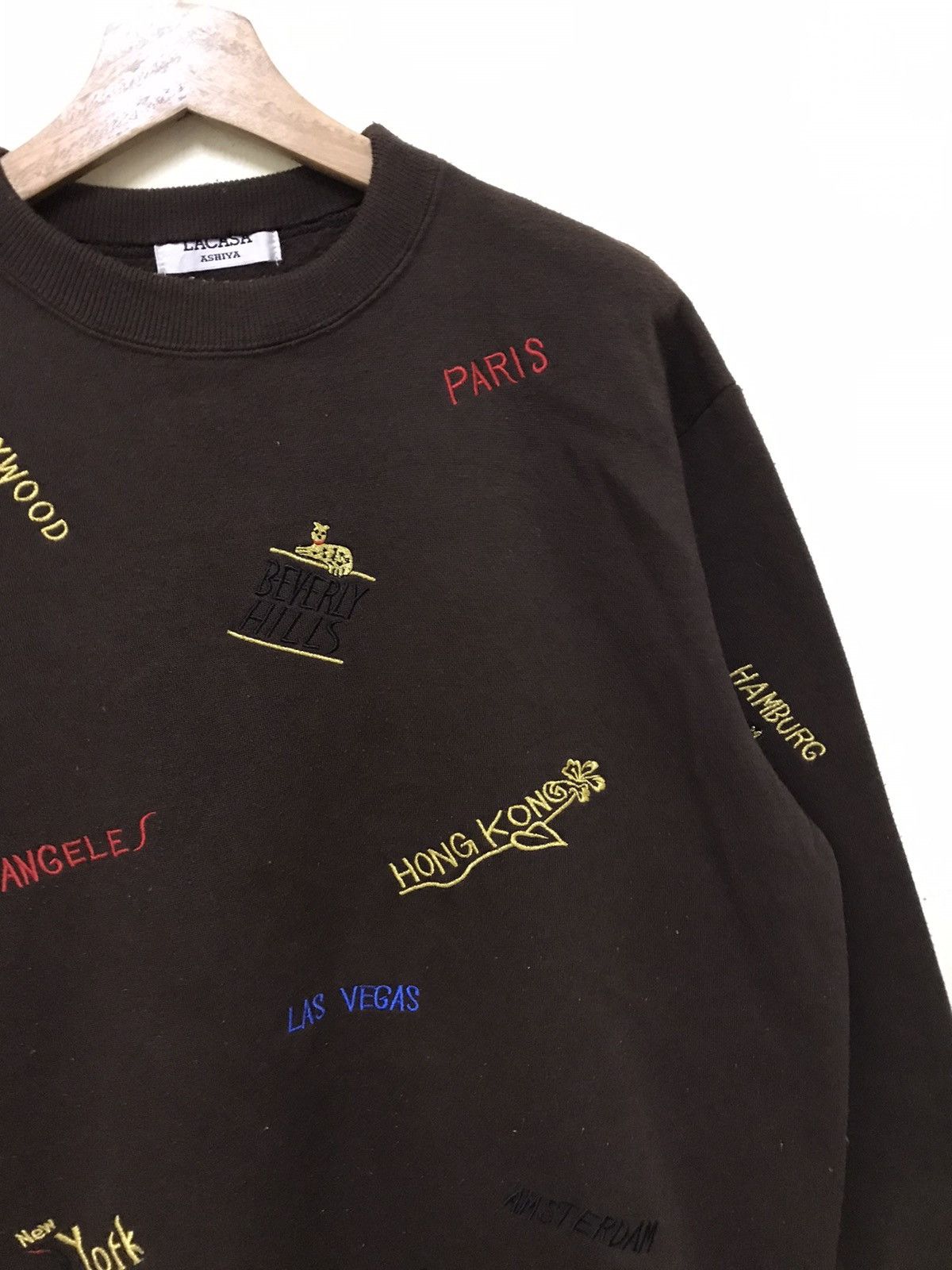 Vintage Vintage Lacasa Ashiya Sweatshirt Crewneck Size US L / EU 52-54 / 3 - 5 Thumbnail