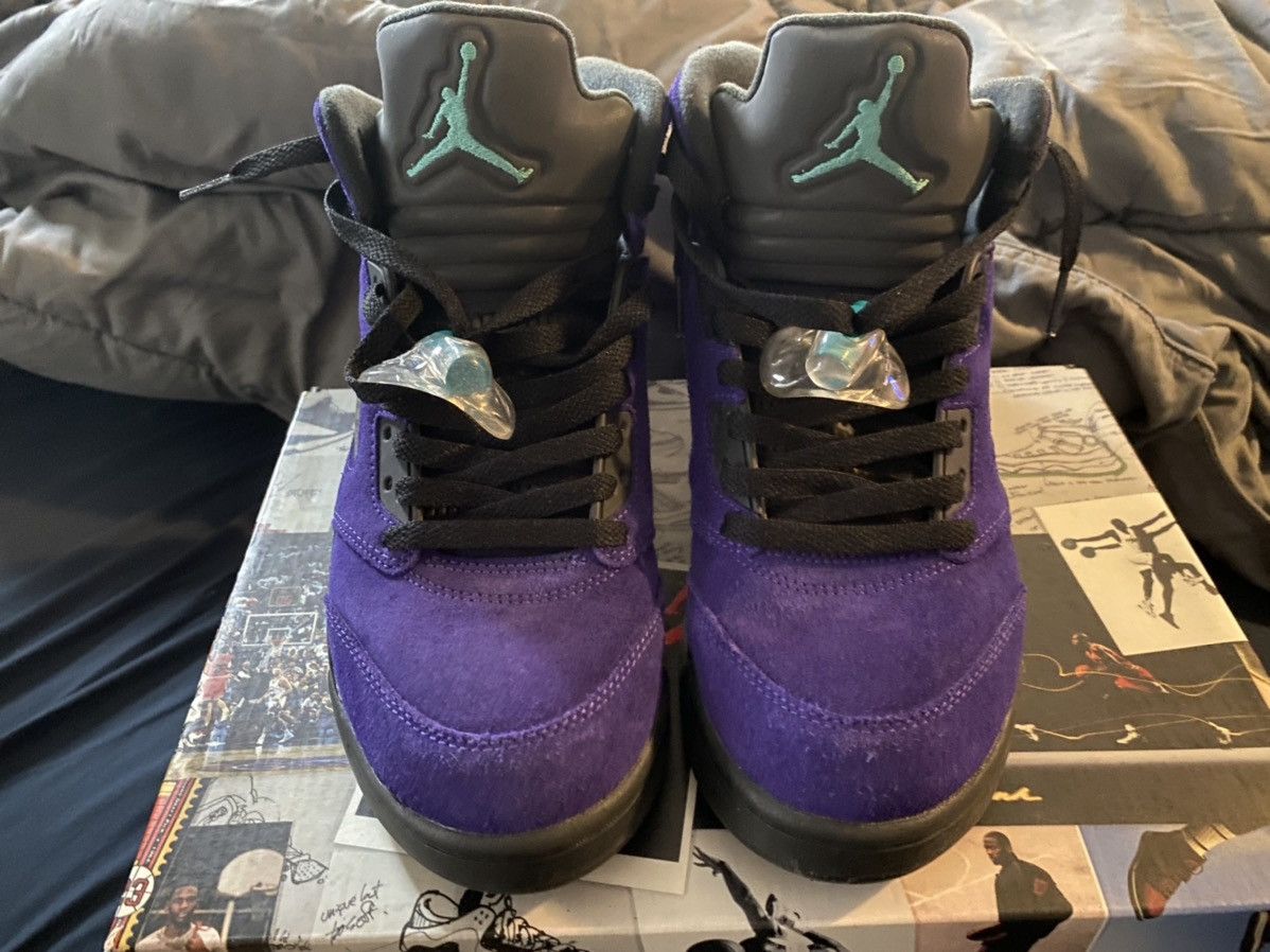 Jordan Brand Jordan 5 Alternate Grape Size US 8.5 / EU 41-42 - 6 Thumbnail