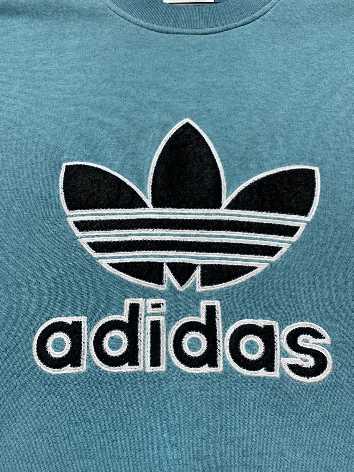 Adidas × Vintage Vintage Adidas originals sweatshirt big logo size XL Size US XL / EU 56 / 4 - 3 Thumbnail