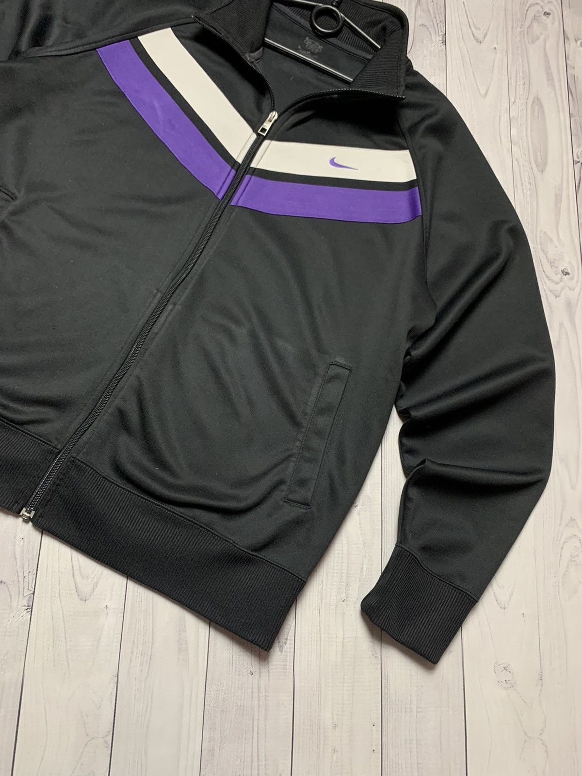 Nike × Vintage Vintage Nike track jacket logo striped size XL Size US XL / EU 56 / 4 - 4 Thumbnail
