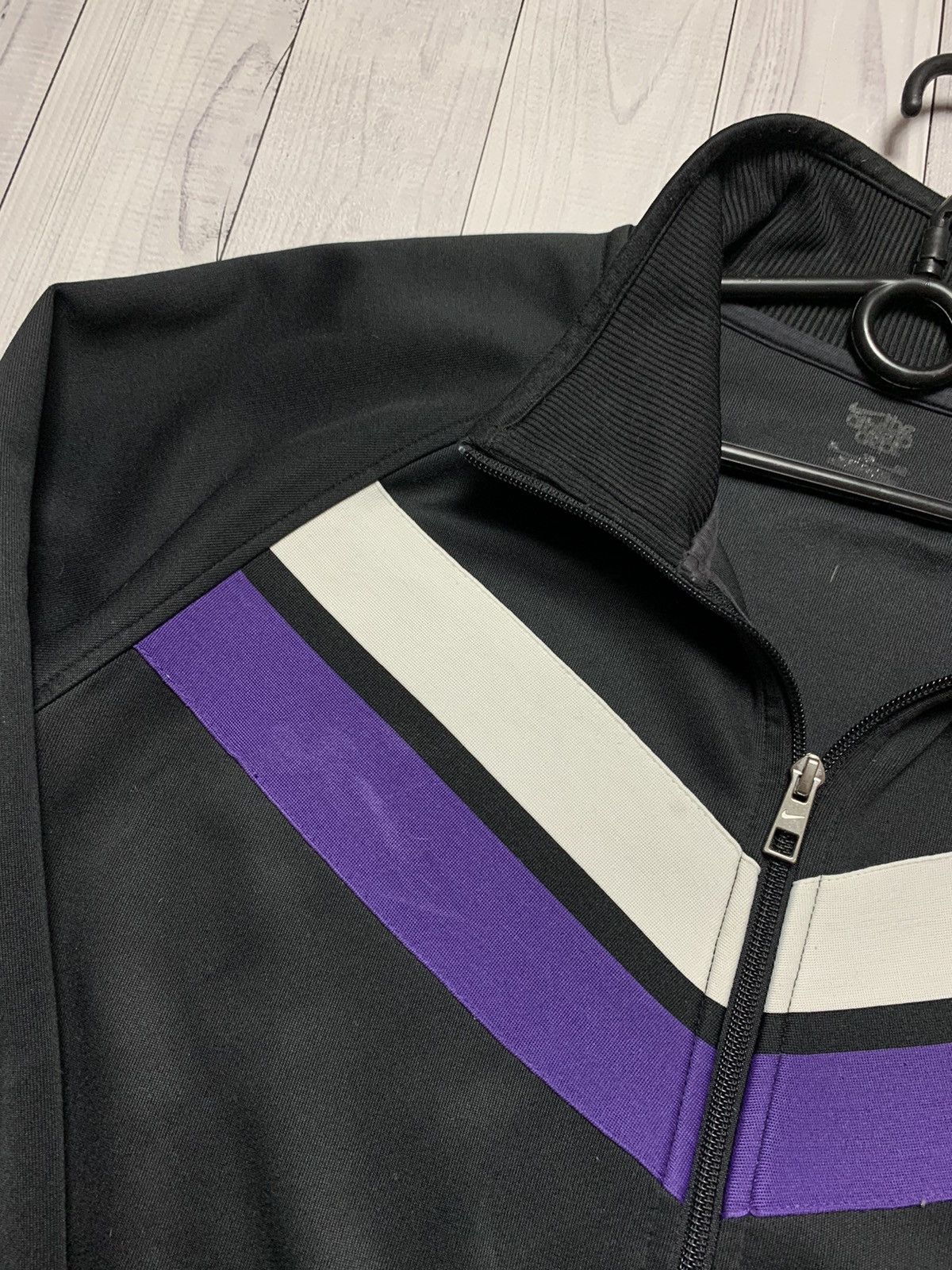 Nike × Vintage Vintage Nike track jacket logo striped size XL Size US XL / EU 56 / 4 - 5 Thumbnail