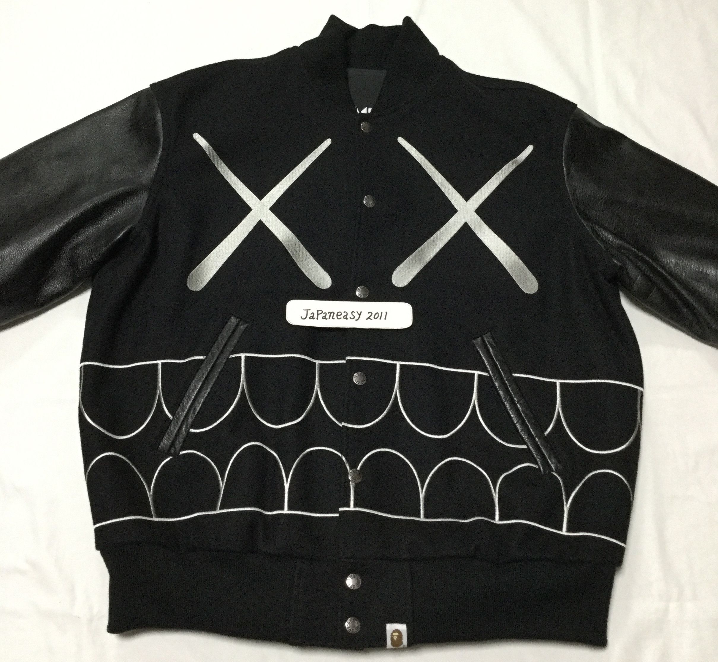 Bape BAPE KAWS CHOMPER VARSITY JACKET BLACK SHARK supreme Bape BAPE KAWS CHOMPER VARSITY JACKET BLACK SHARK supreme