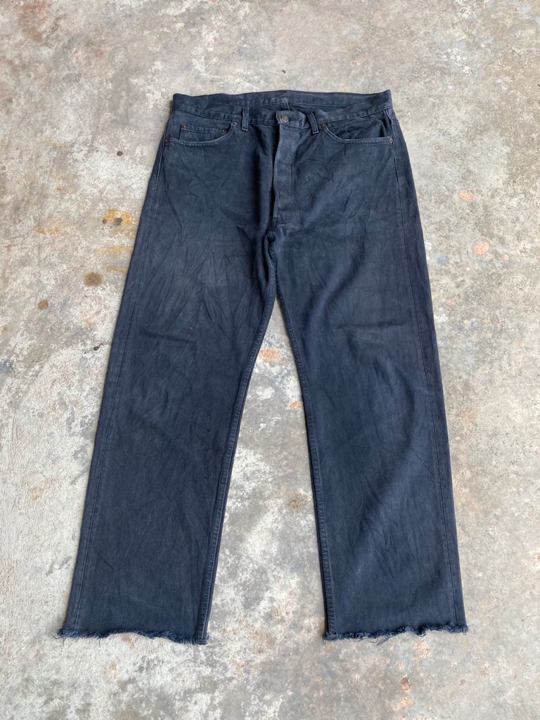 Levi's Vintage Clothing Levi's 501 Vintage Faded Black Jeans Release Hem Size US 37 - 2 Thumbnail