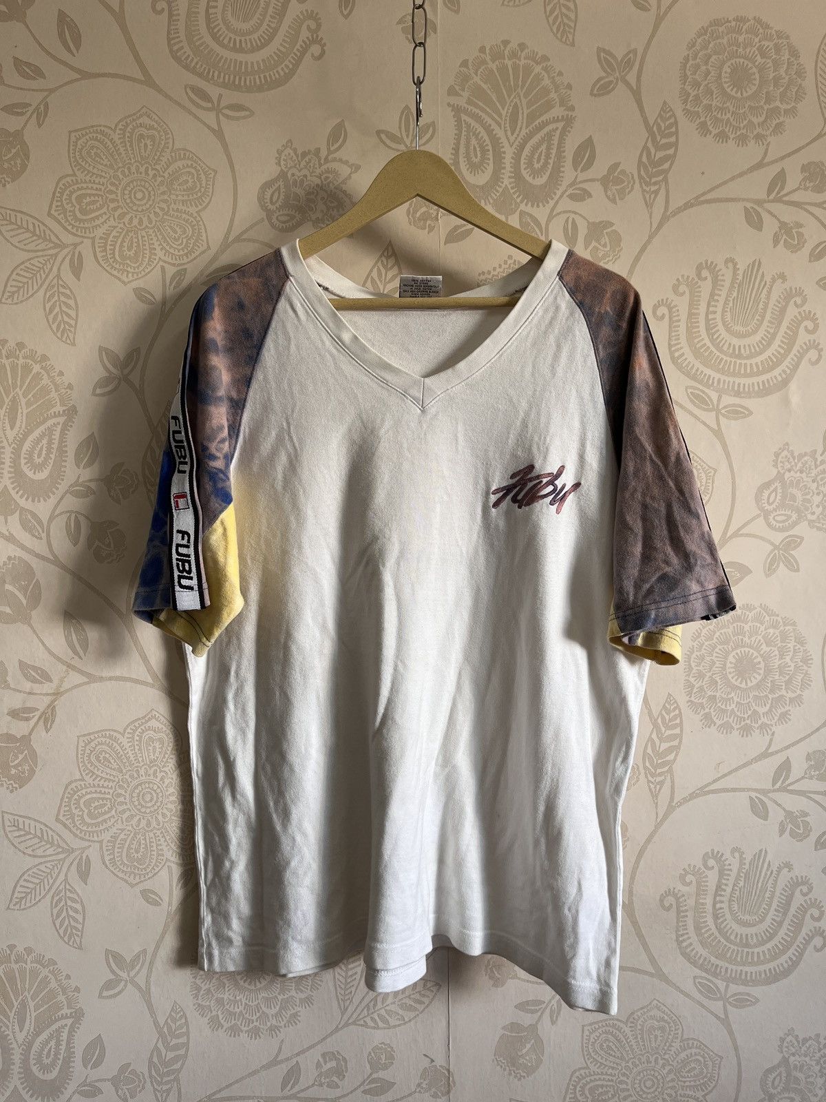 Fubu Vintage 1985 Fubu Collection Bleach Wash TShirt Made In USA Size US L / EU 52-54 / 3 - 2 Thumbnail