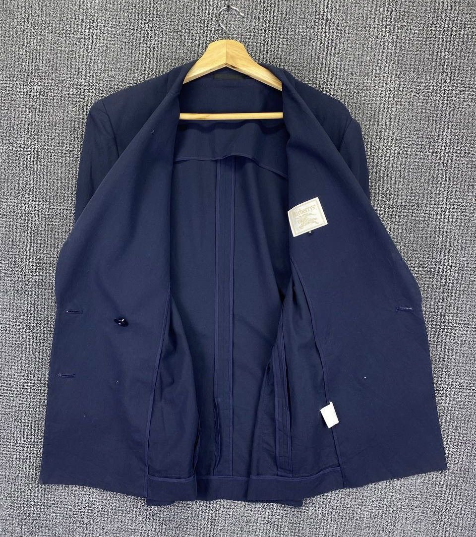 Burberry Vintage Burberry Double Breasted Blazer Coats Jacket Size M / US 6-8 / IT 42-44 - 4 Thumbnail