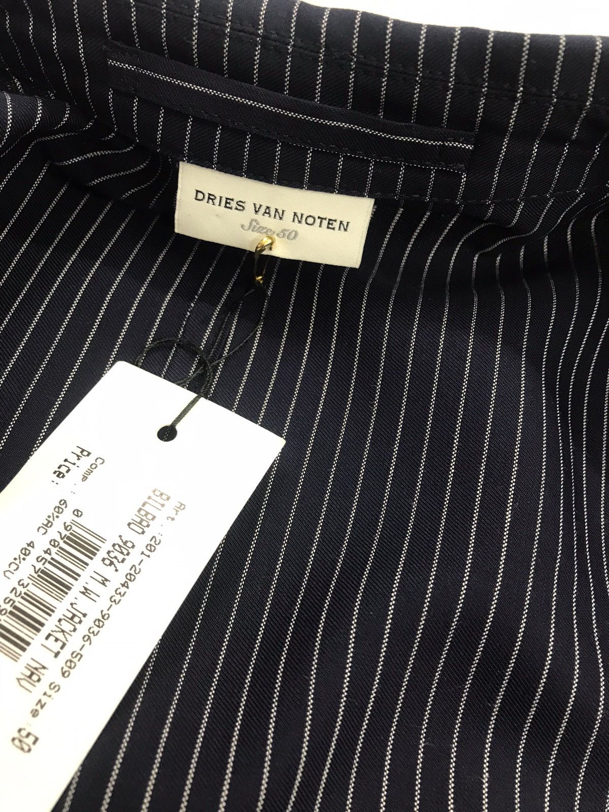 Dries Van Noten Dries Van Noten men’s S/S 20 sport coat. 50/40. $1495 Size 40R - 9 Thumbnail