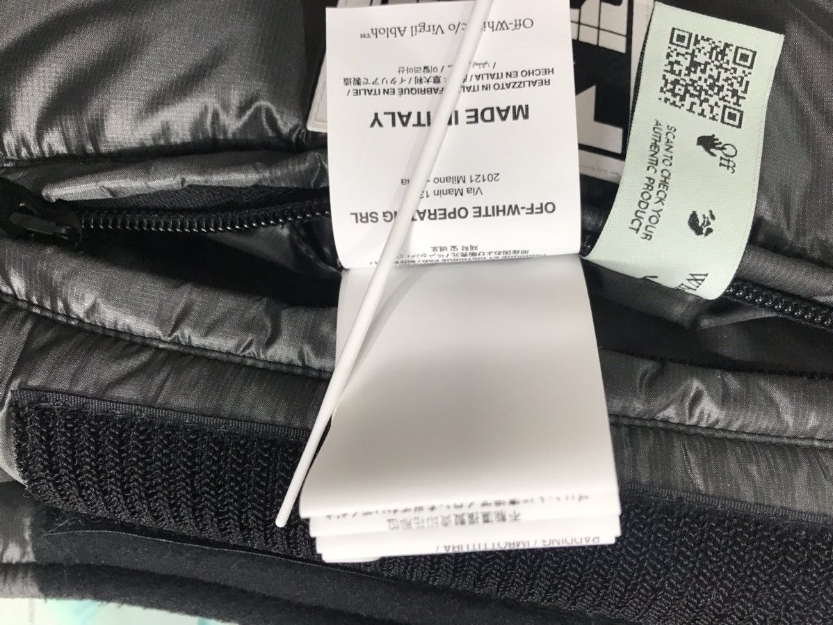 Off-White Off-White arrows print pudded vest. XL. $1710 Size US XL / EU 56 / 4 - 13 Thumbnail