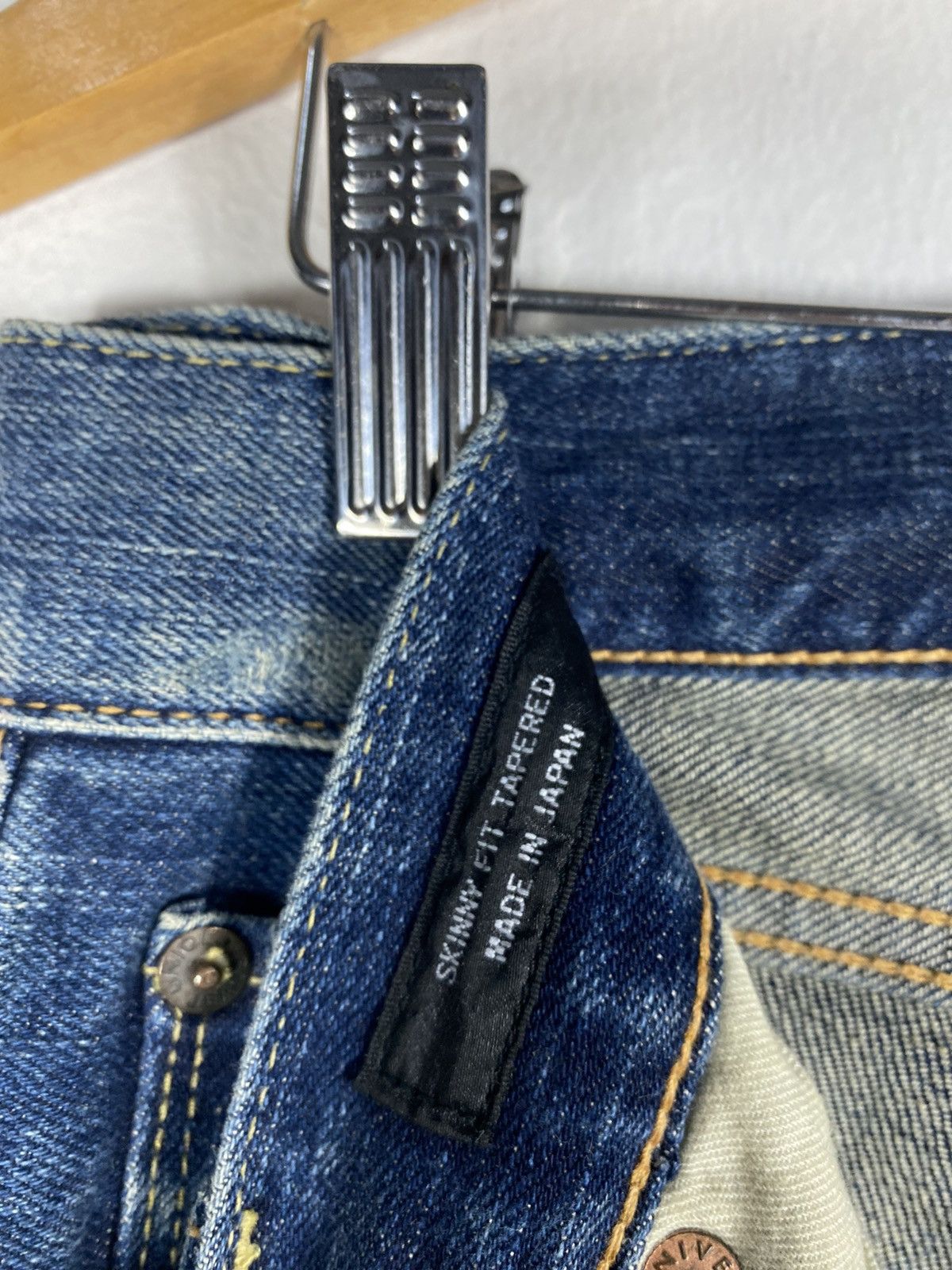 Uniqlo Distressed Denim By Uniqlo Size US 33 - 11 Thumbnail