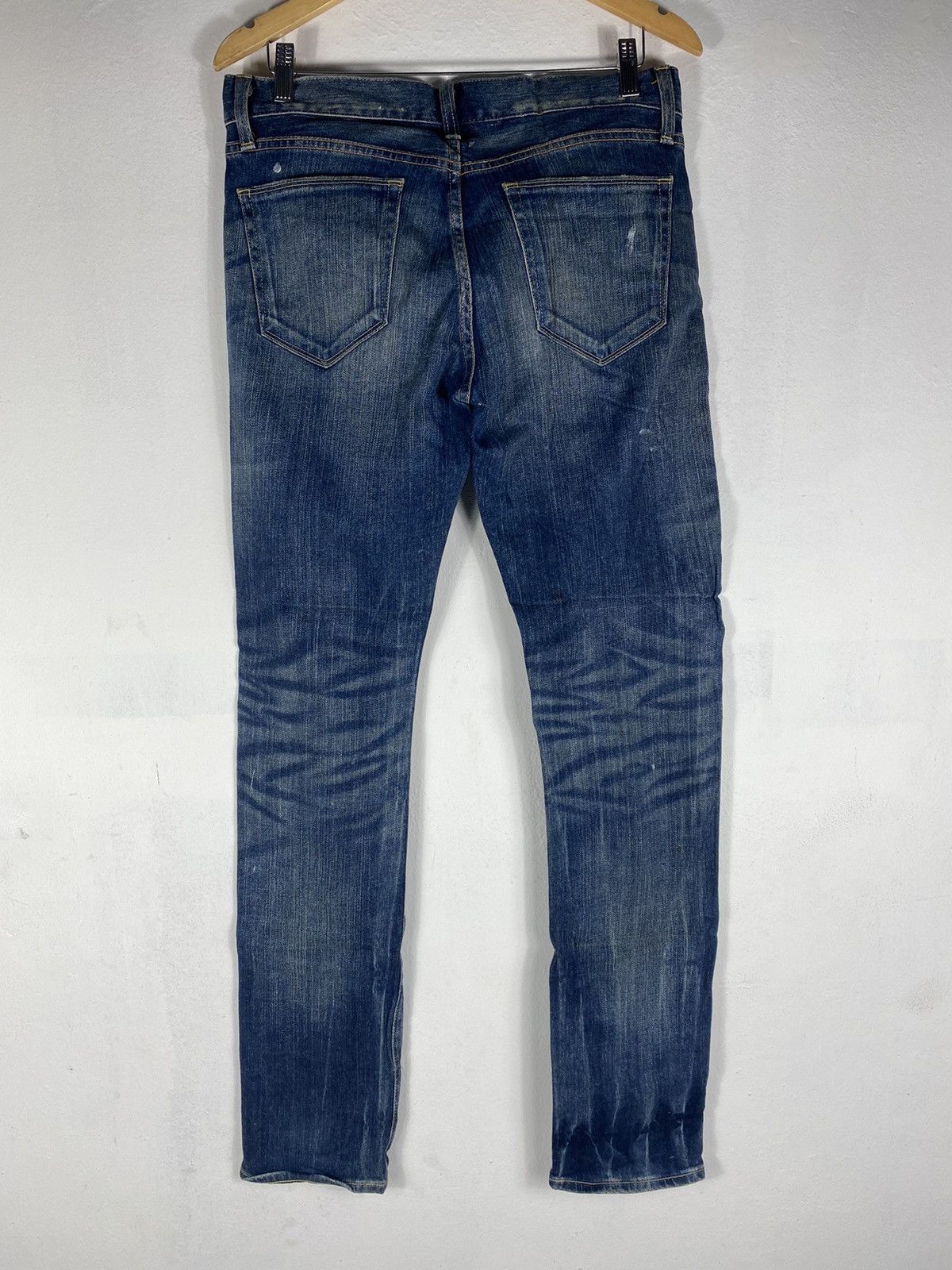 Uniqlo Distressed Denim By Uniqlo Size US 33 - 2 Thumbnail