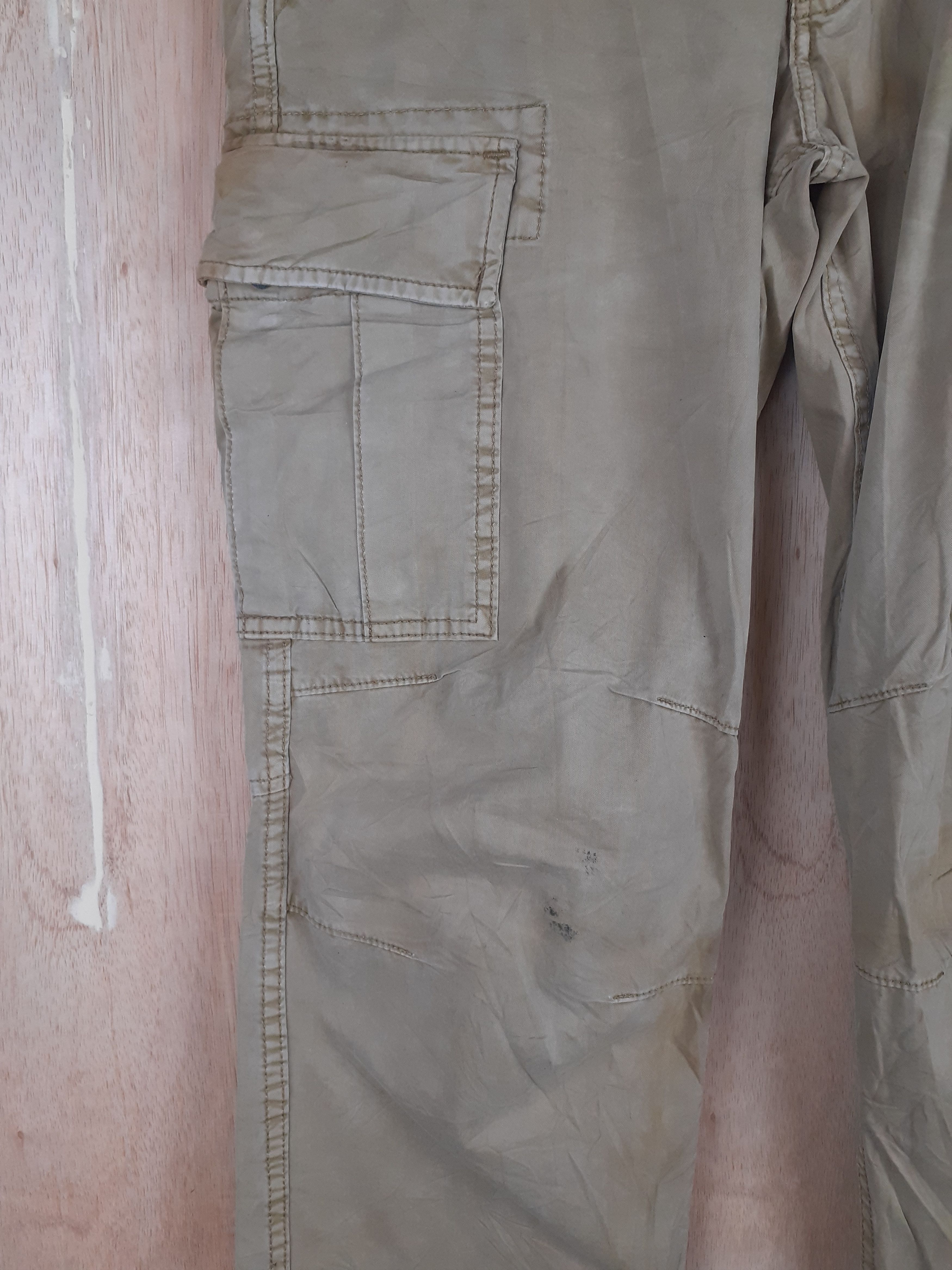 Japanese Brand Uniqlo light brown multipocket tactical cargo pant #S242 Size US 30 / EU 46 - 6 Thumbnail