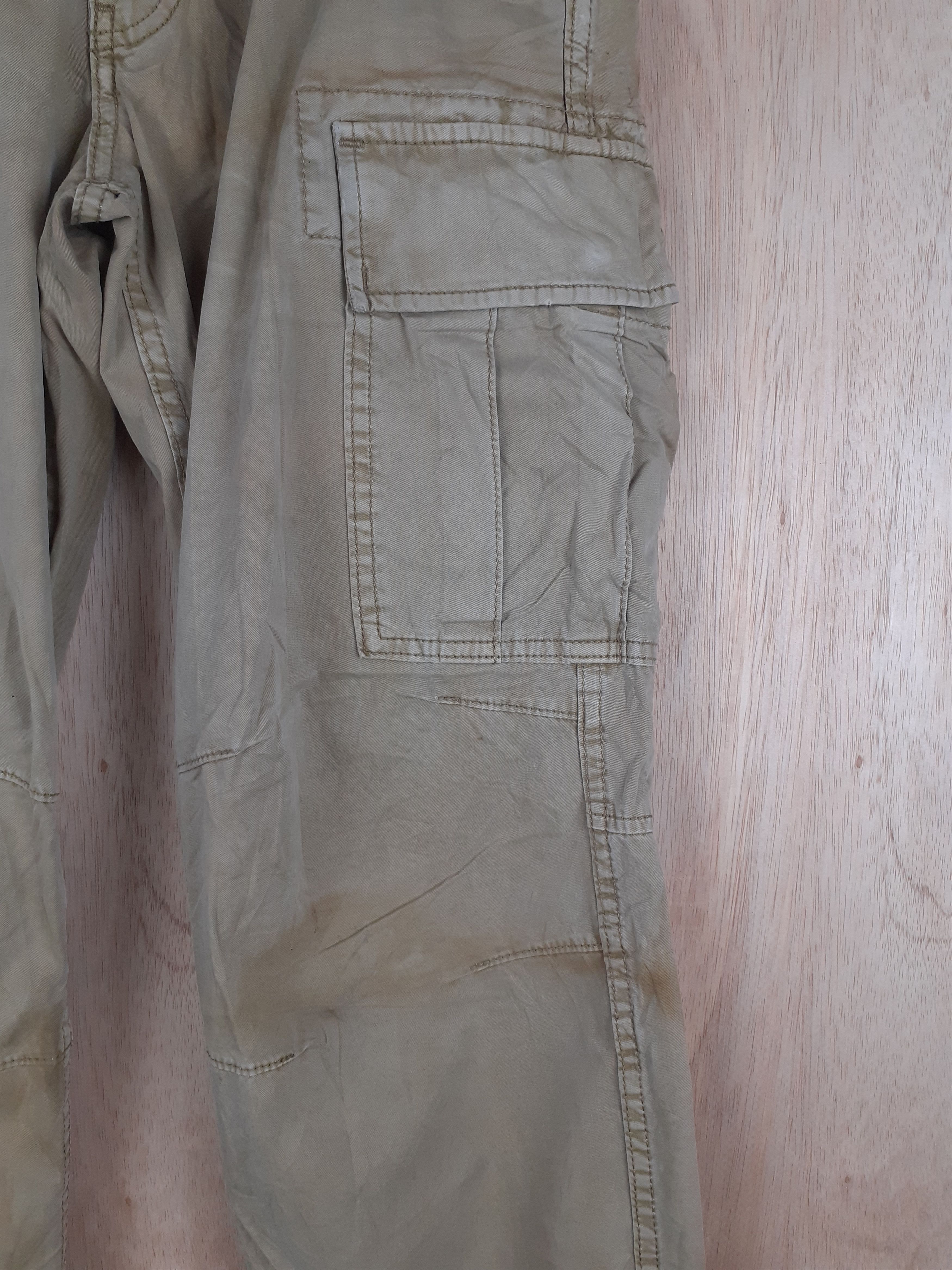 Japanese Brand Uniqlo light brown multipocket tactical cargo pant #S242 Size US 30 / EU 46 - 7 Thumbnail