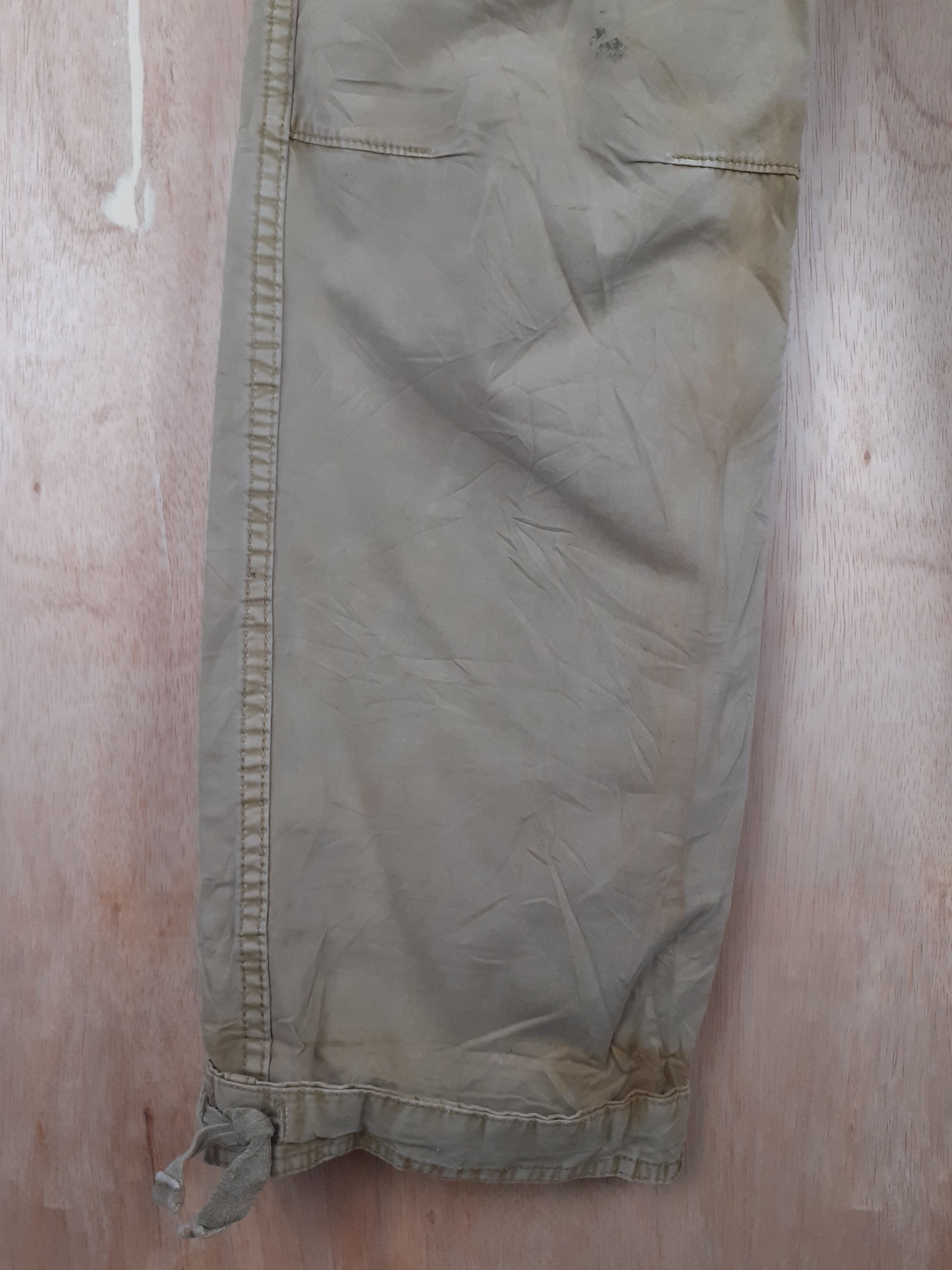 Japanese Brand Uniqlo light brown multipocket tactical cargo pant #S242 Size US 30 / EU 46 - 8 Thumbnail
