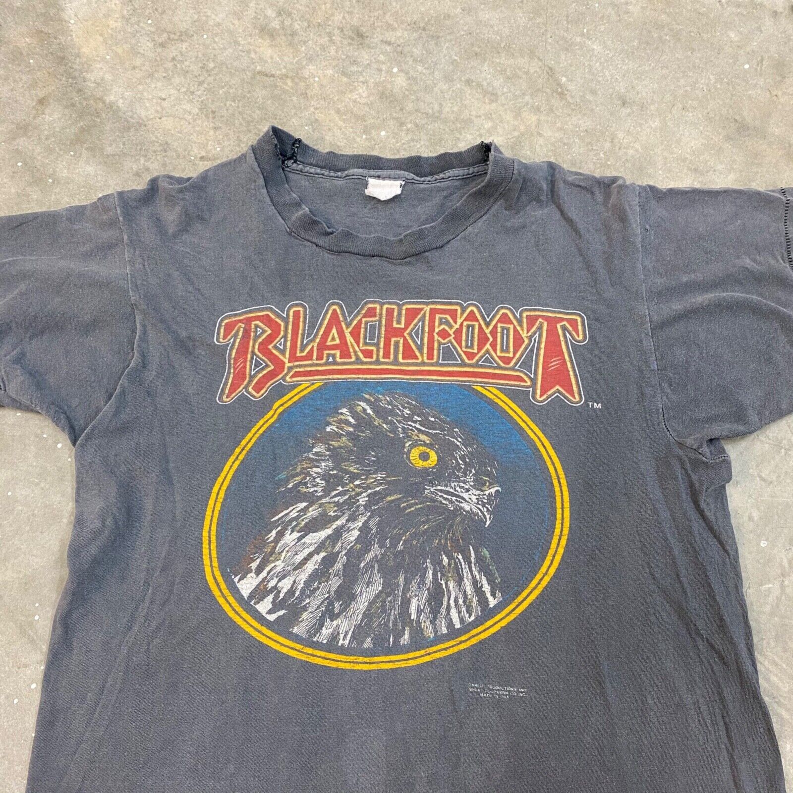 Band Tees × Vintage VTG 80s Blackfoot Marauder World Tour '81-'85 FADED T Shirt Size US S / EU 44-46 / 1 - 3 Thumbnail