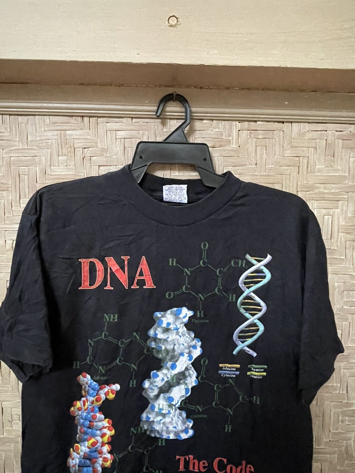 Arts & Science 💥Vintage 1998 DNA "The Code Of Life"💥 Size US M / EU 48-50 / 2 - 4 Thumbnail