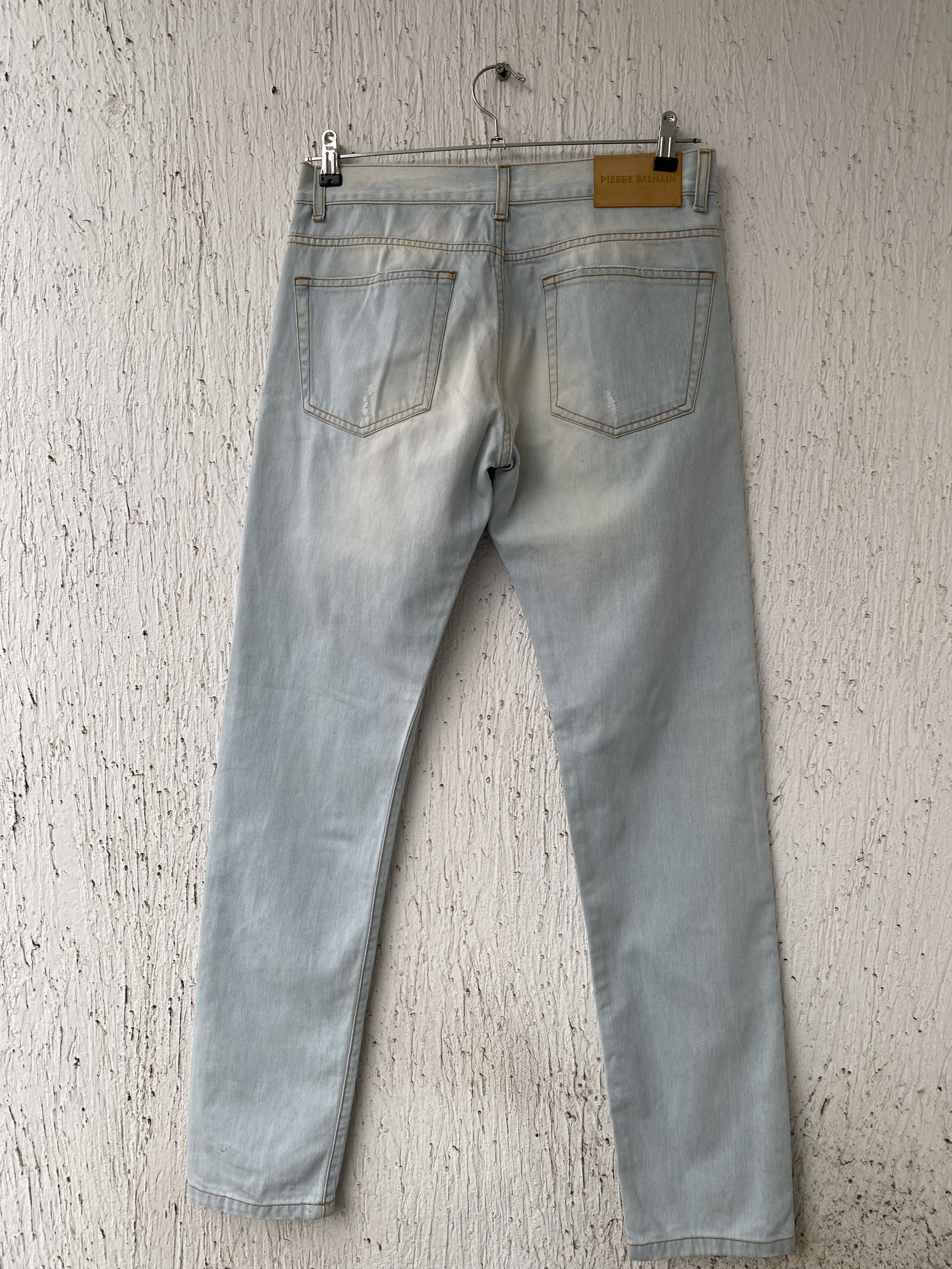 Pierre Balmain distressed light blue jeans Size US 33 - 3 Thumbnail