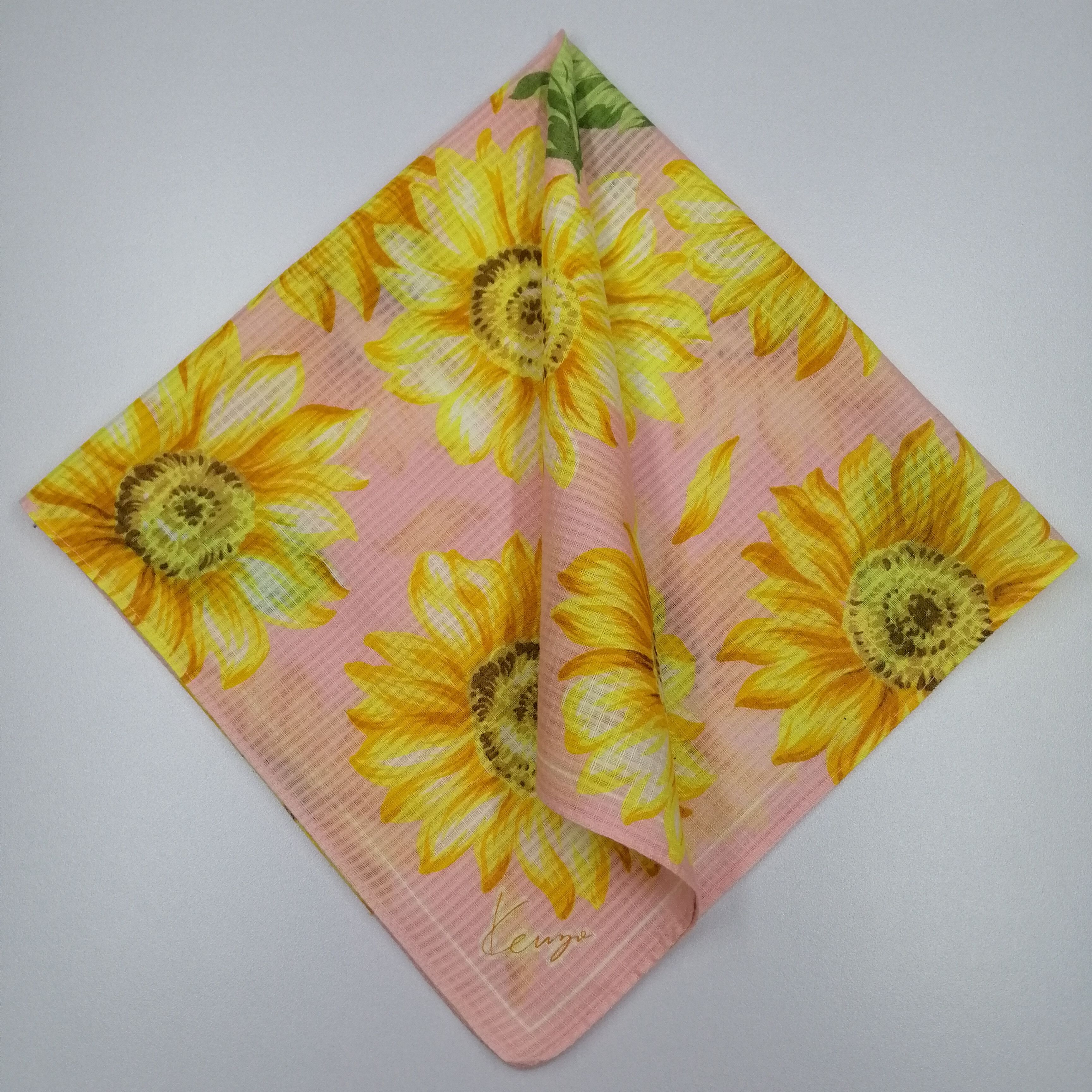 Kenzo Kenzo Handkerchief/Neckerchief/Scarves-KD1071 Size ONE SIZE - 1 Thumbnail