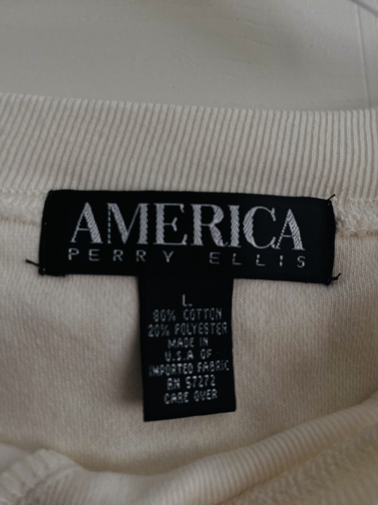 Vintage Rare Vintage PERRY ELLIS America Spell Out Sweatshirt 90s Size US L / EU 52-54 / 3 - 4 Preview