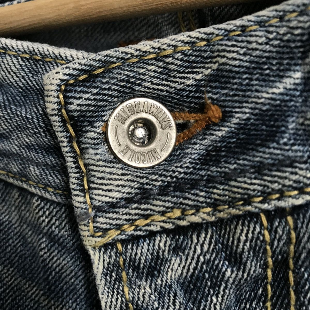 HIDEAWAYS Hideways Flare Distressed Denim Jeans Size US 31 - 4 Thumbnail