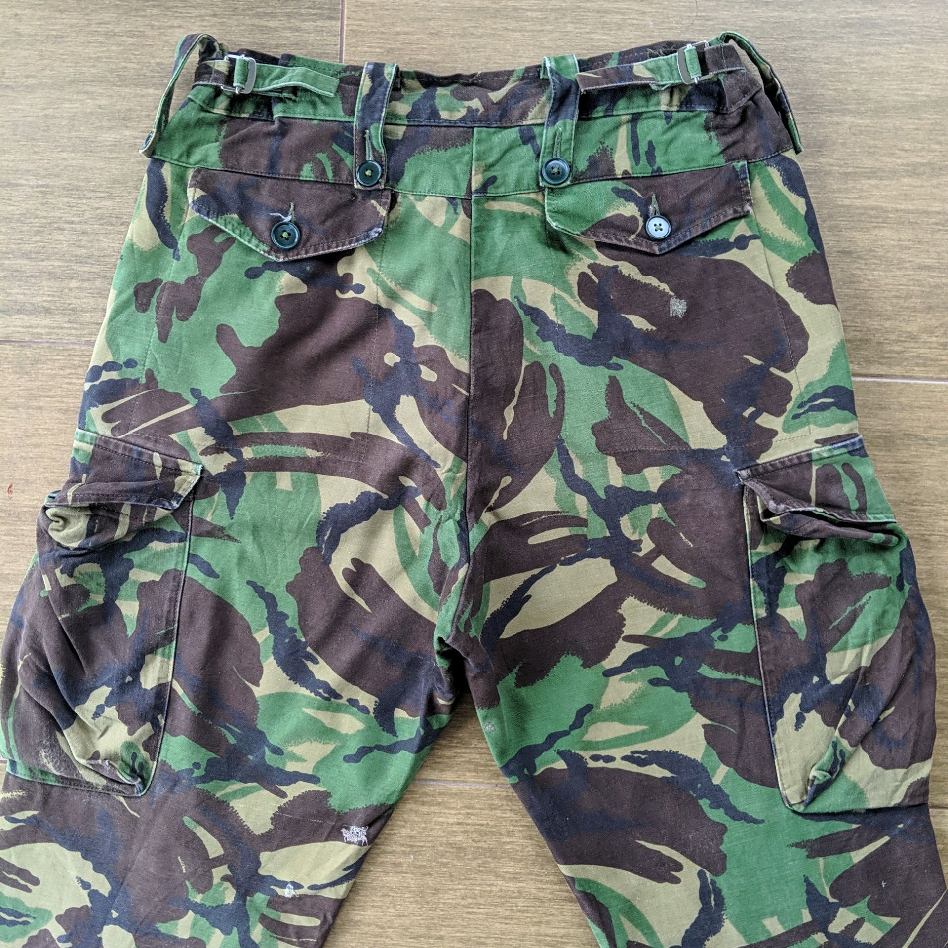 Japanese Brand Vintage Camo Distressed Japanese Tactical Cargo Pants W30 Size US 30 / EU 46 - 9 Thumbnail