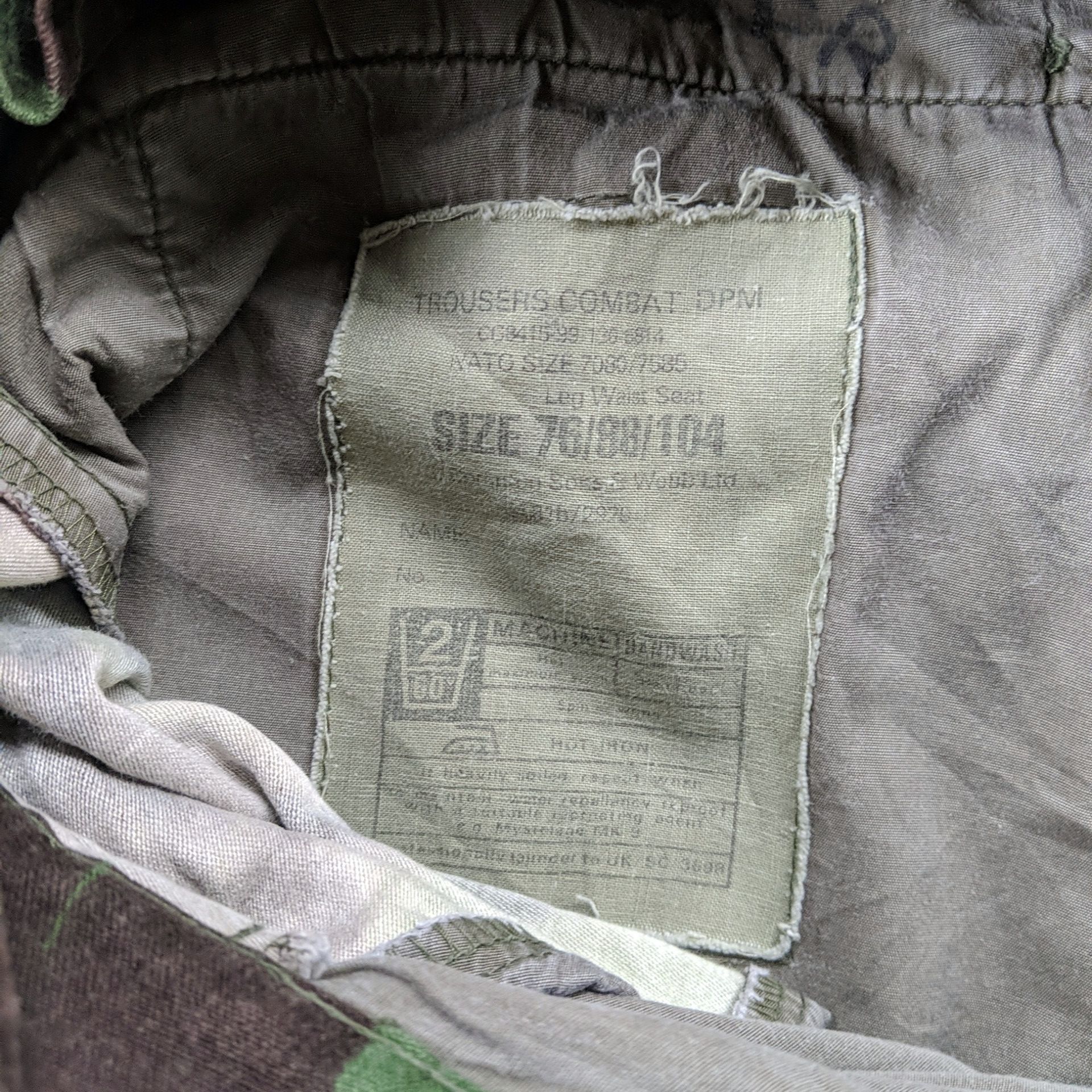 Japanese Brand Vintage Camo Distressed Japanese Tactical Cargo Pants W30 Size US 30 / EU 46 - 7 Thumbnail