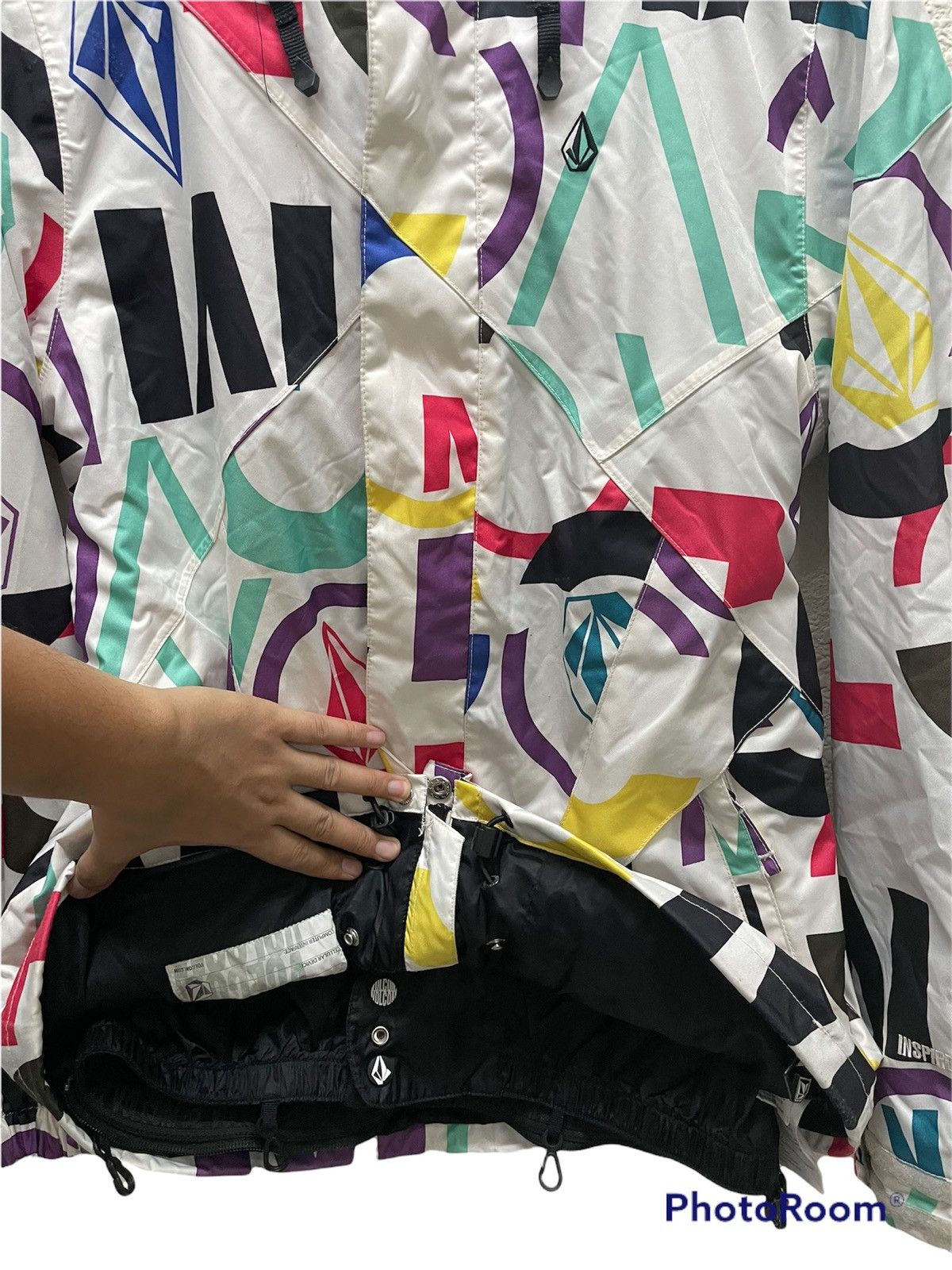 Volcom 🔥BEST OFFER🔥Vintage Volcom 90s Inspire Everyone jacket Size US M / EU 48-50 / 2 - 16 Thumbnail