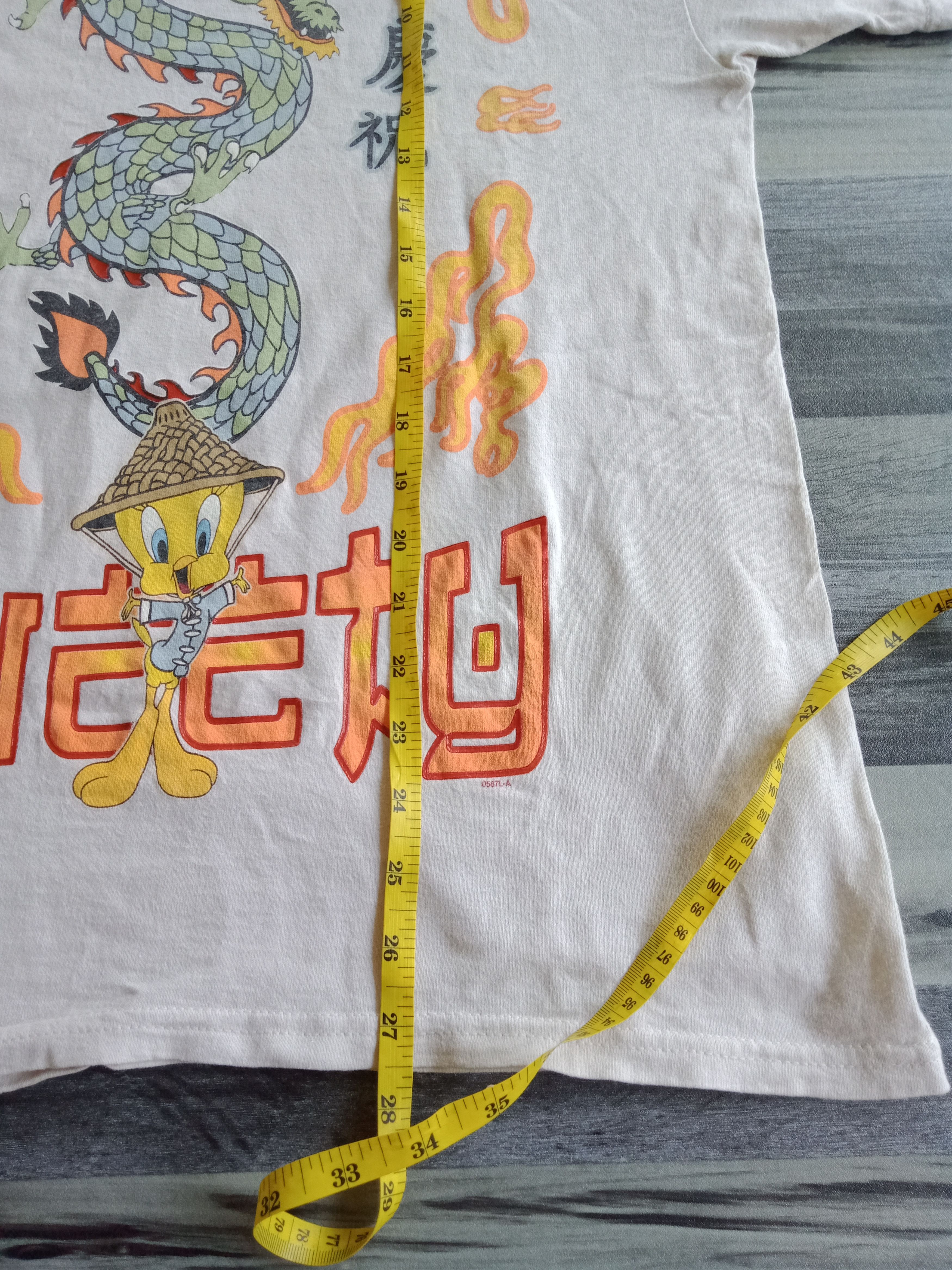 Vintage × Warner Bros Vintage Tweety Looney Tunes Size US M / EU 48-50 / 2 - 15 Thumbnail