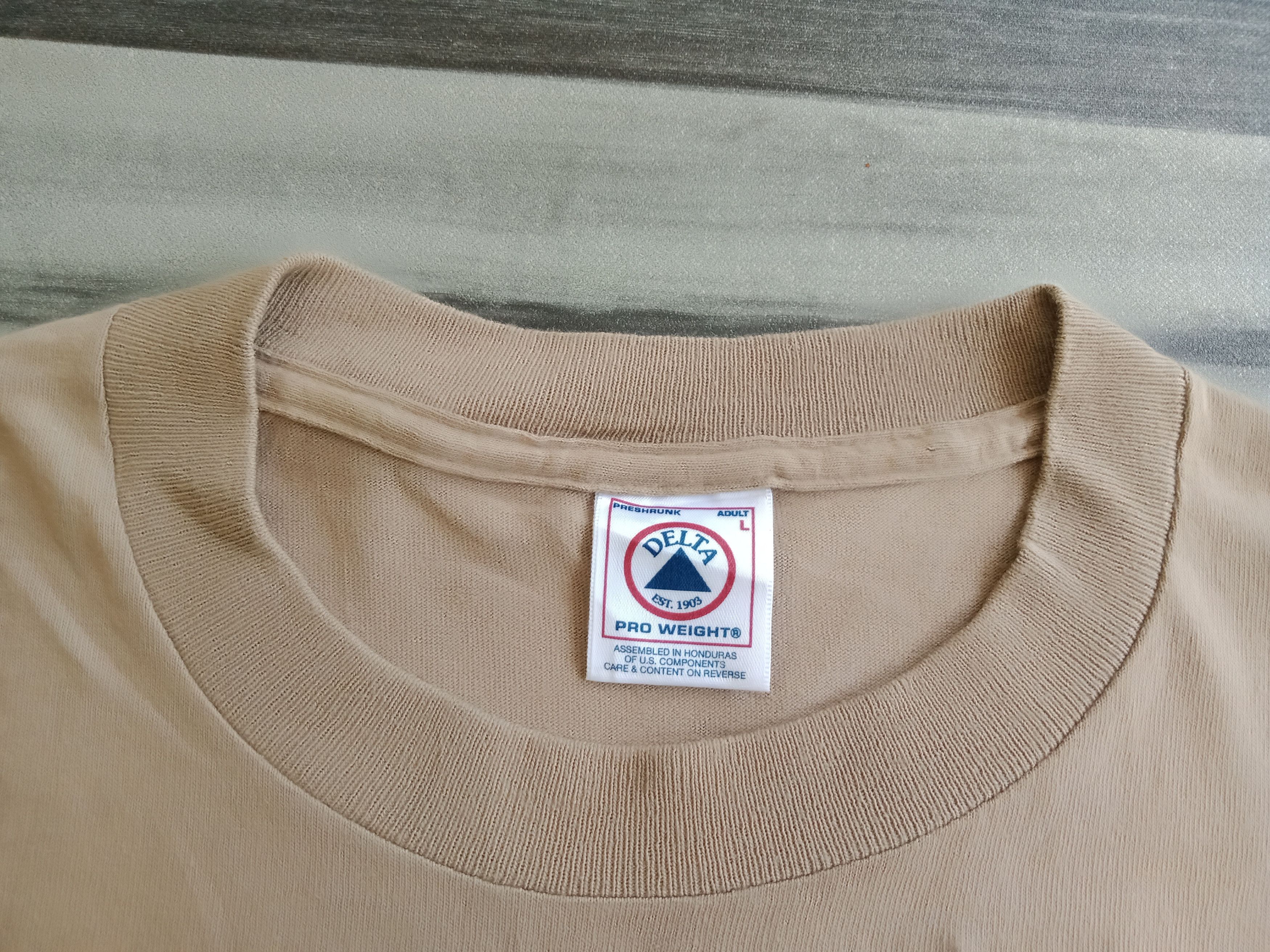 Band Tees × Delta × Vintage Vintage Y2K Scorpion Band Shirt Size US L / EU 52-54 / 3 - 13 Thumbnail
