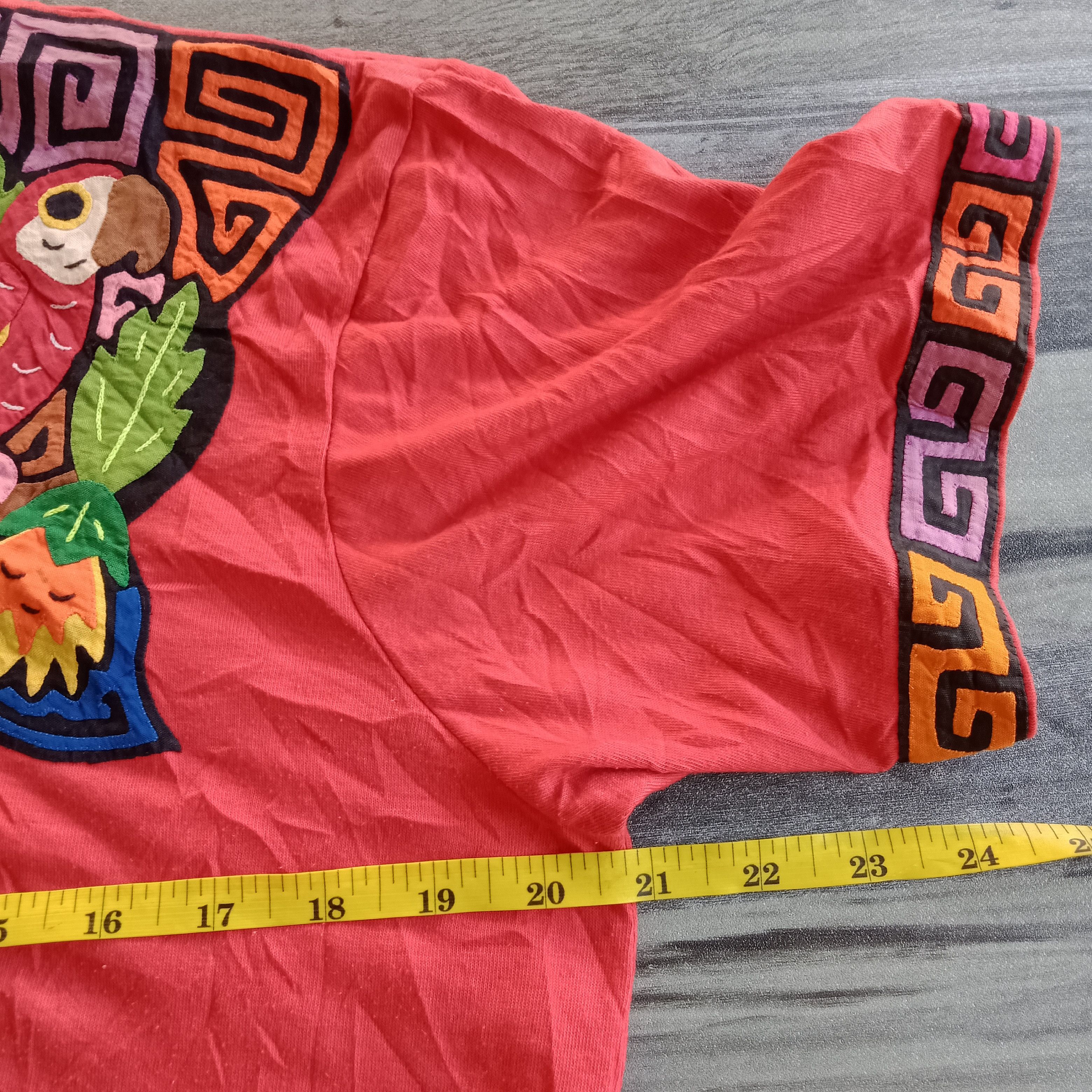Vintage Vintage Galapago 90's T-shirt Size US L / EU 52-54 / 3 - 16 Thumbnail