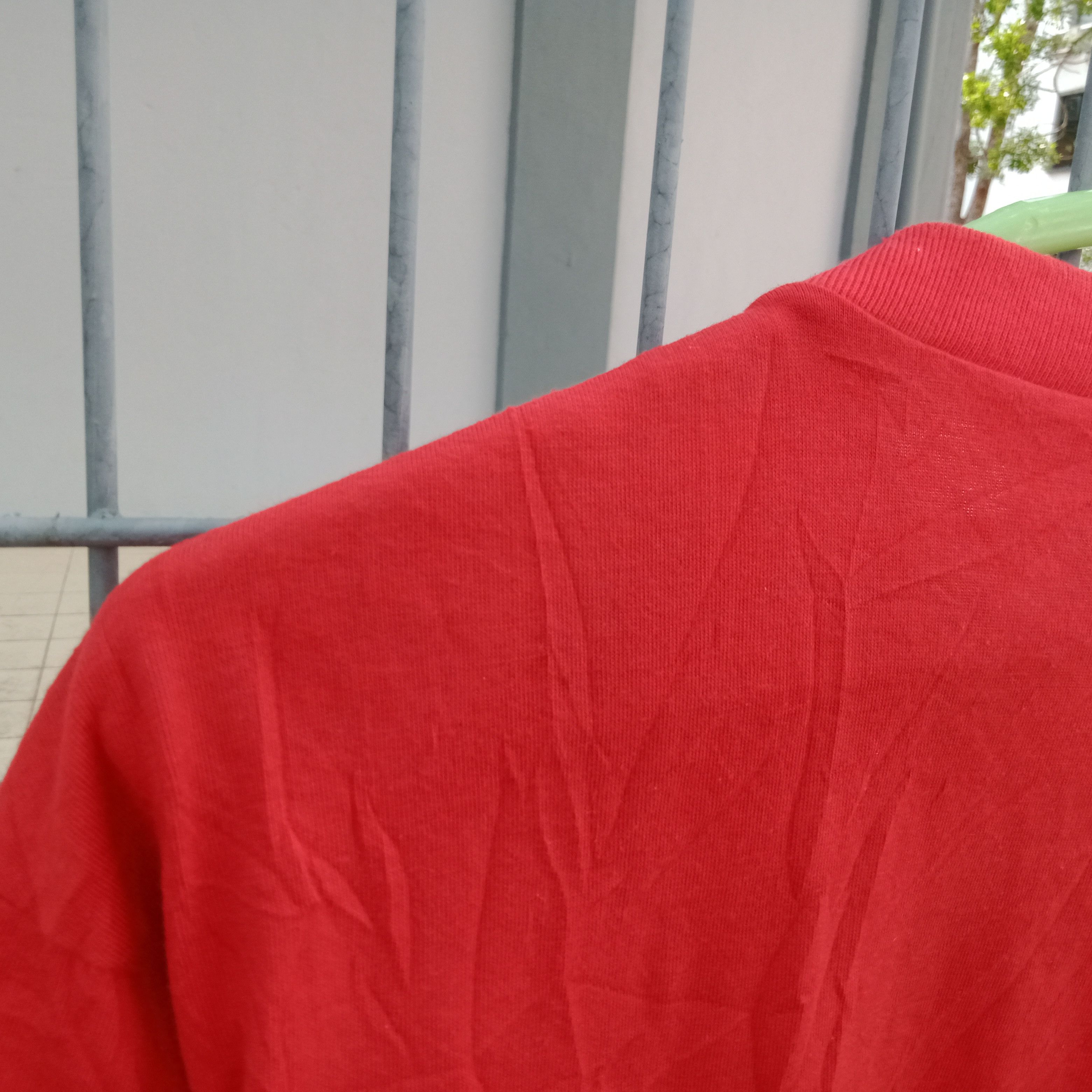 Vintage Vintage Galapago 90's T-shirt Size US L / EU 52-54 / 3 - 10 Thumbnail