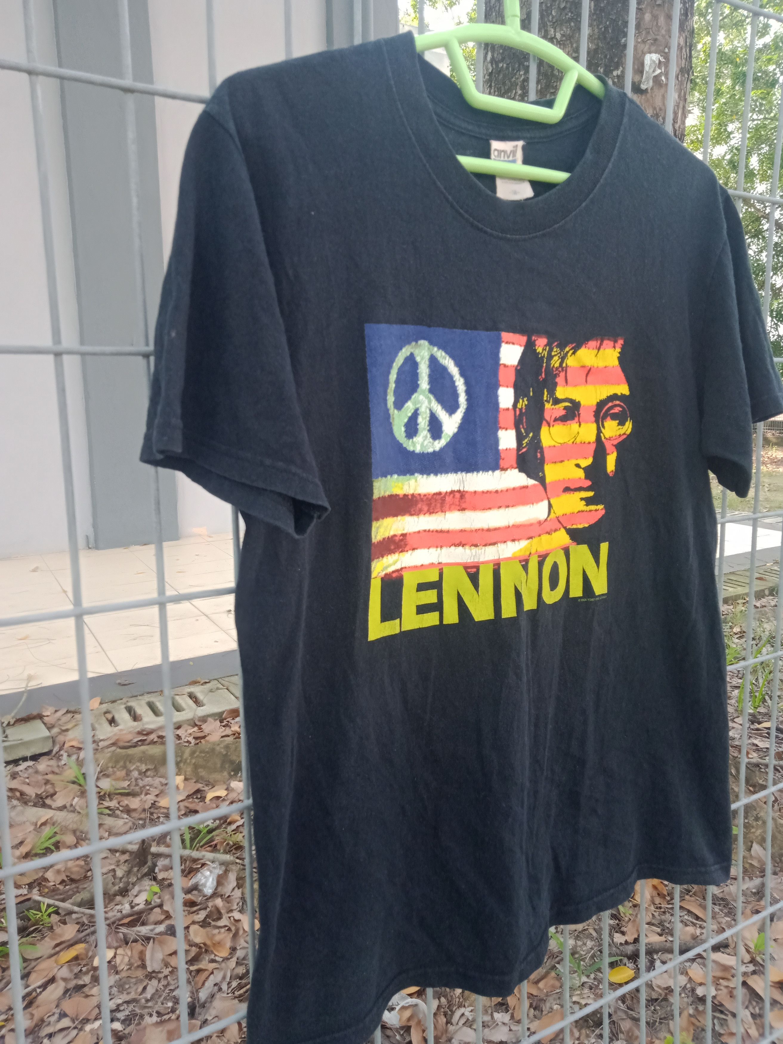 Anvil × Band Tees × Vintage Vintage John Lennon 2004 Give Peace a Chance Shirt Size US M / EU 48-50 / 2 - 2 Thumbnail