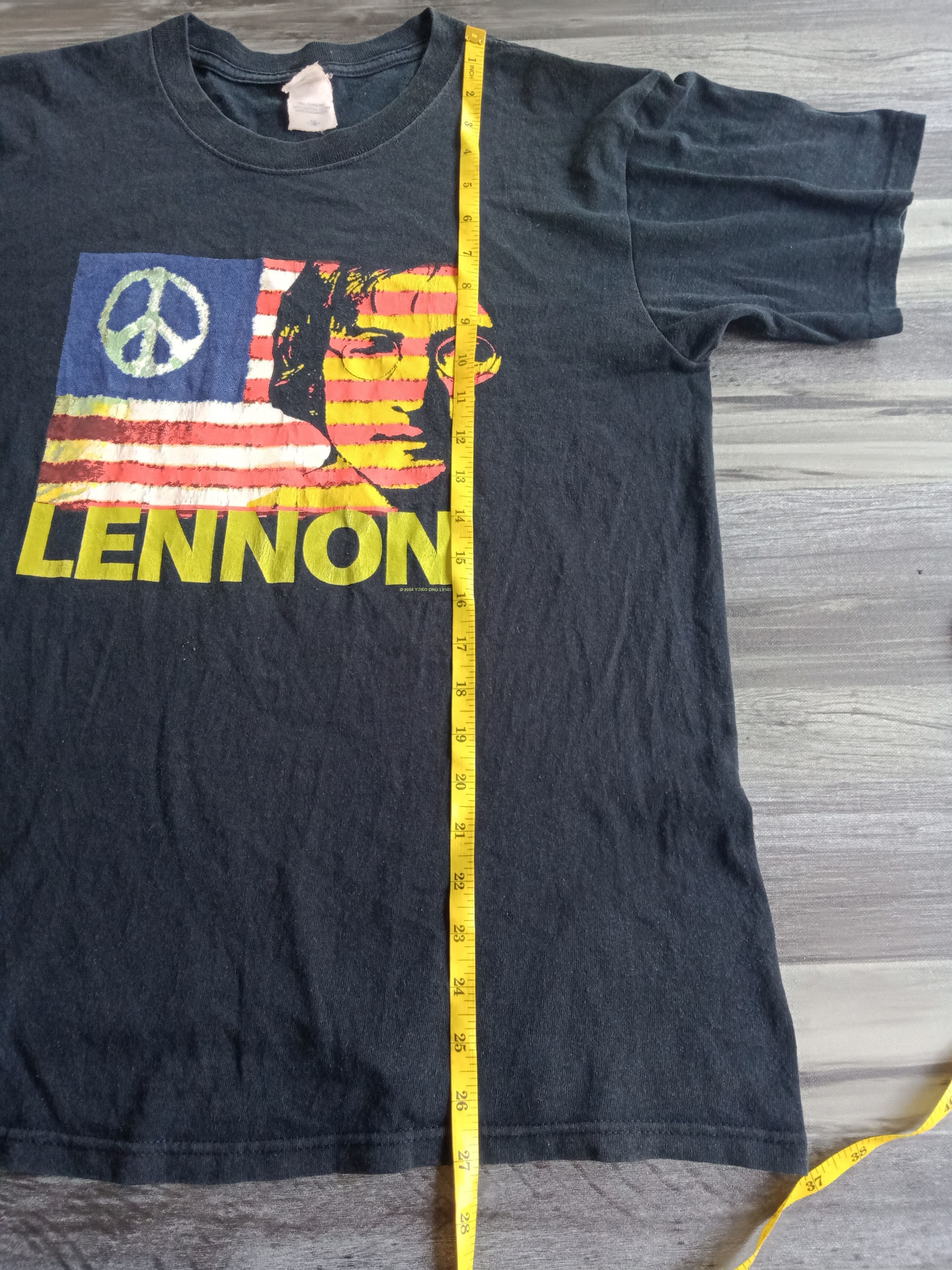 Anvil × Band Tees × Vintage Vintage John Lennon 2004 Give Peace a Chance Shirt Size US M / EU 48-50 / 2 - 16 Thumbnail