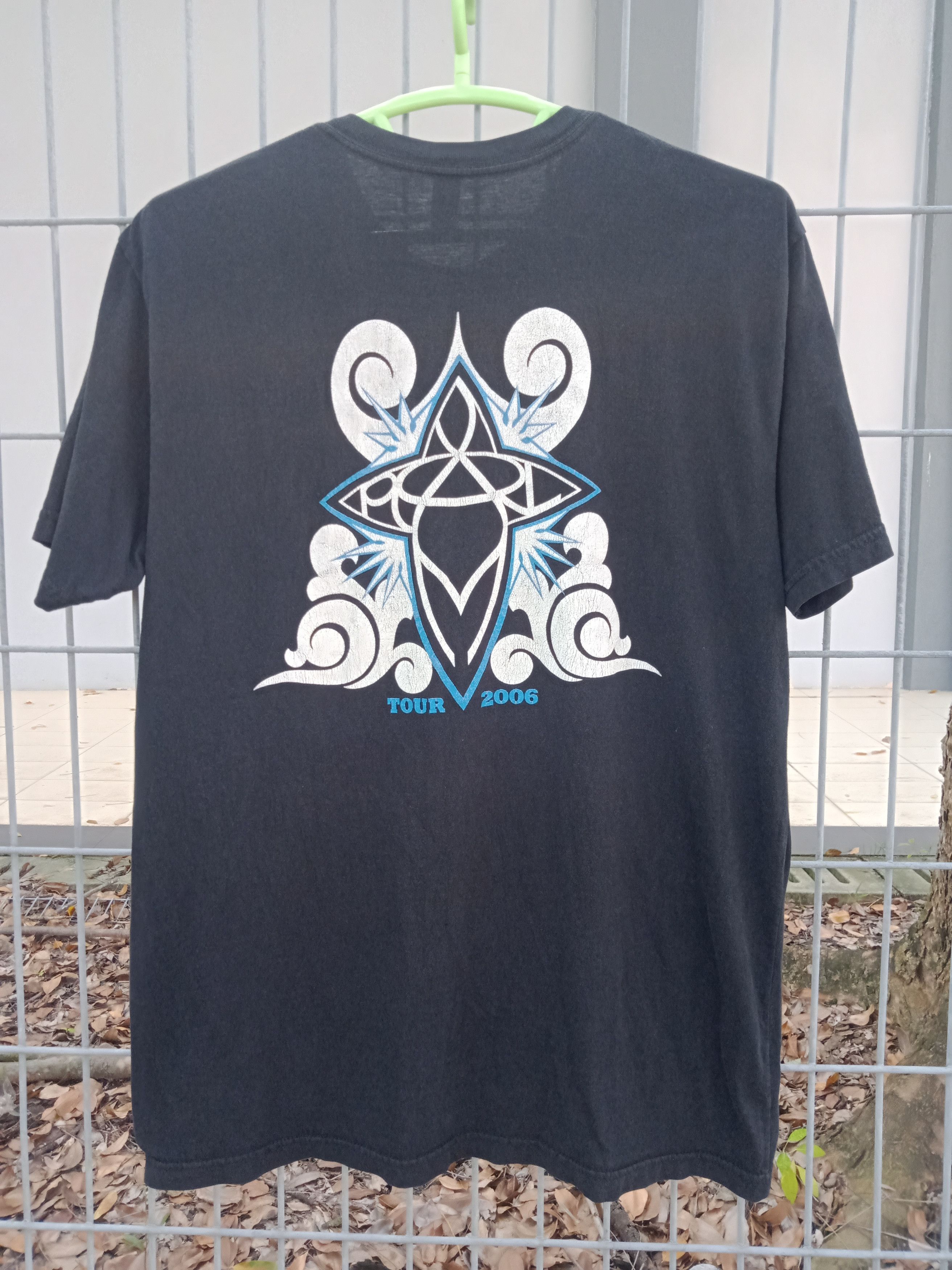 Band Tees × Vintage Vintage Pearl Jam Surf Board 2006 Tour UK Size US L / EU 52-54 / 3 - 7 Thumbnail