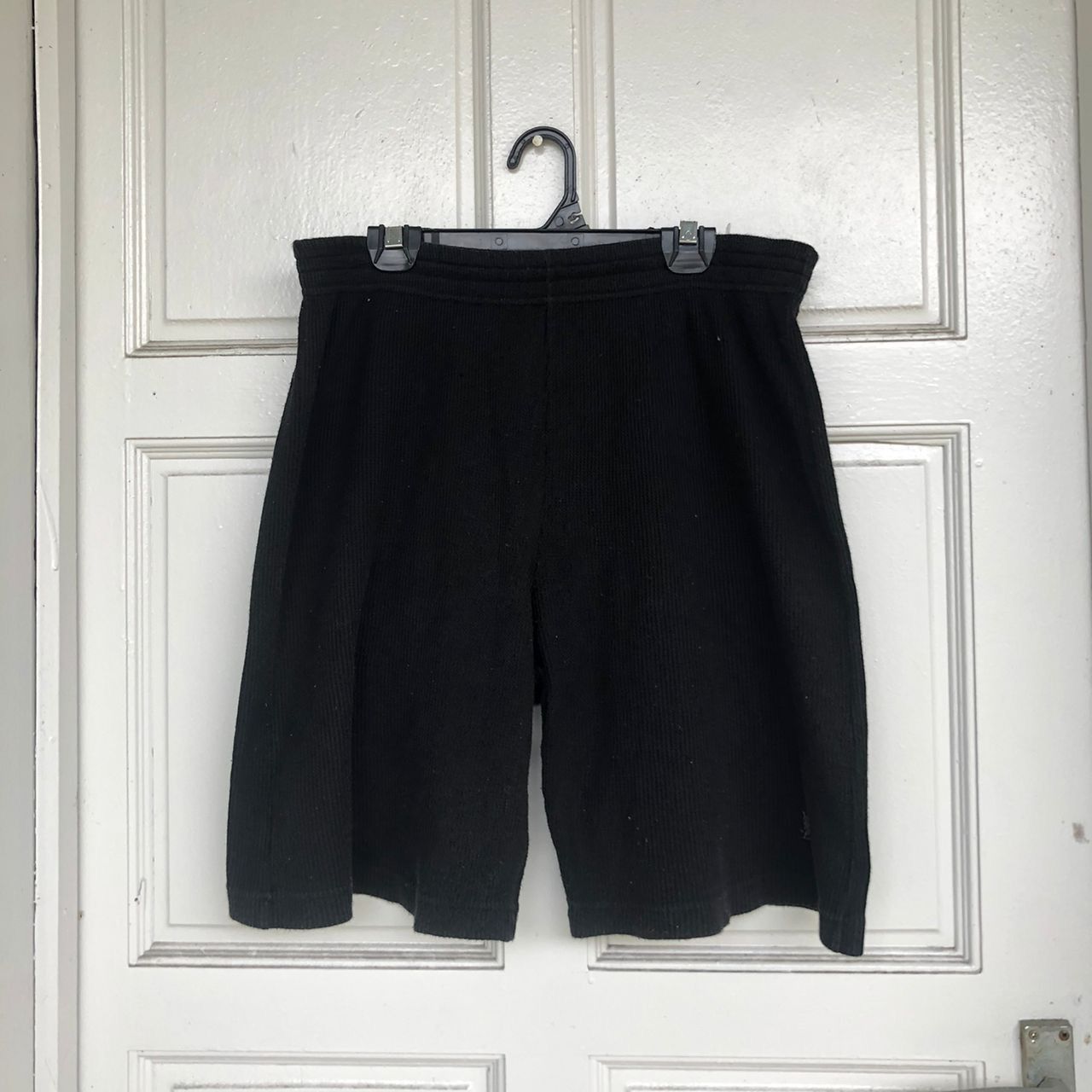 Yves Saint Laurent Yves Saint Laurent Pour Homme short pants small logo Size US 30 / EU 46 - 1 Thumbnail