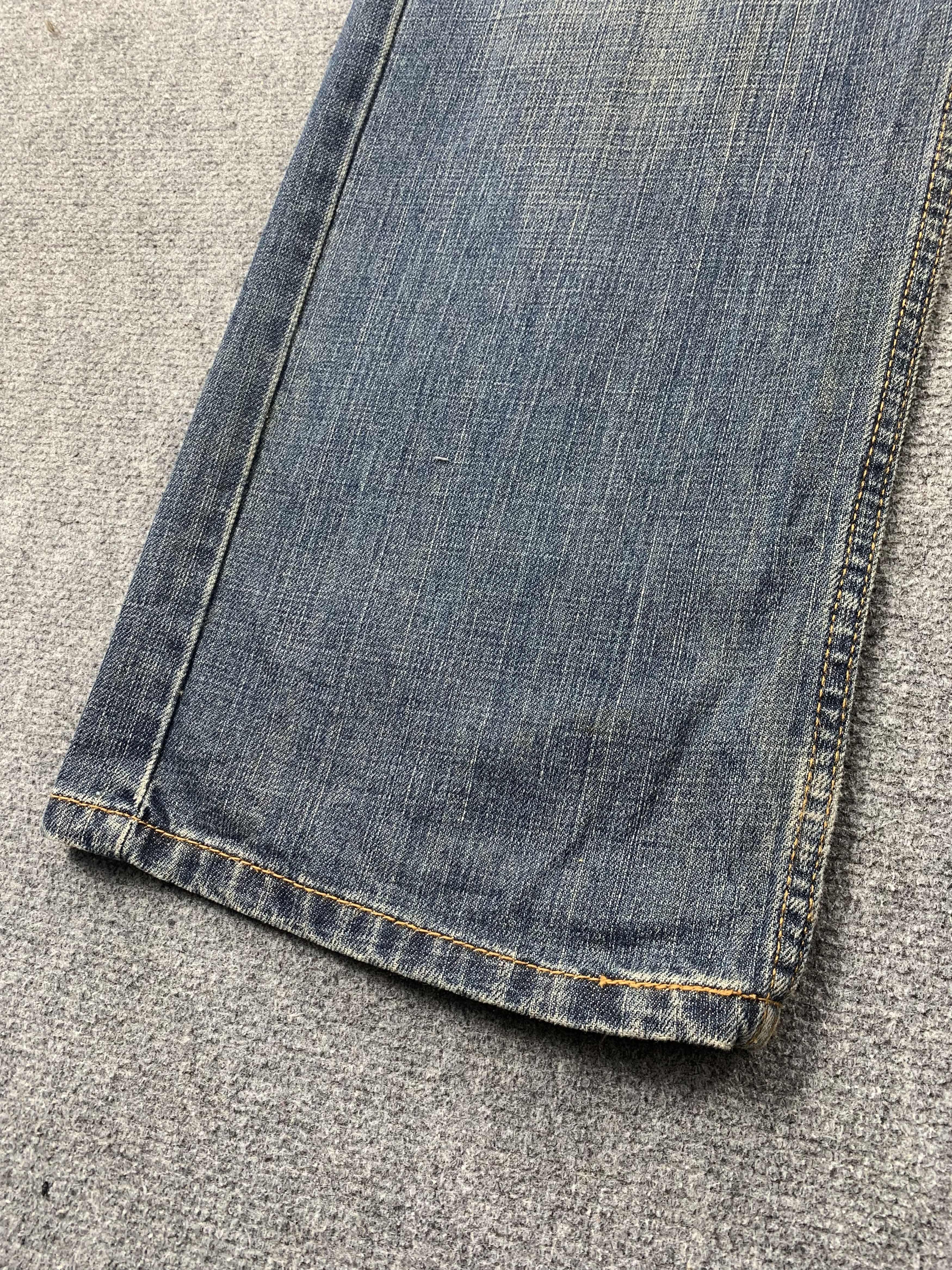 Levi's Vintage Levis 559 Faded Blue Jeans DP2178 Size US 39 - 17 Thumbnail